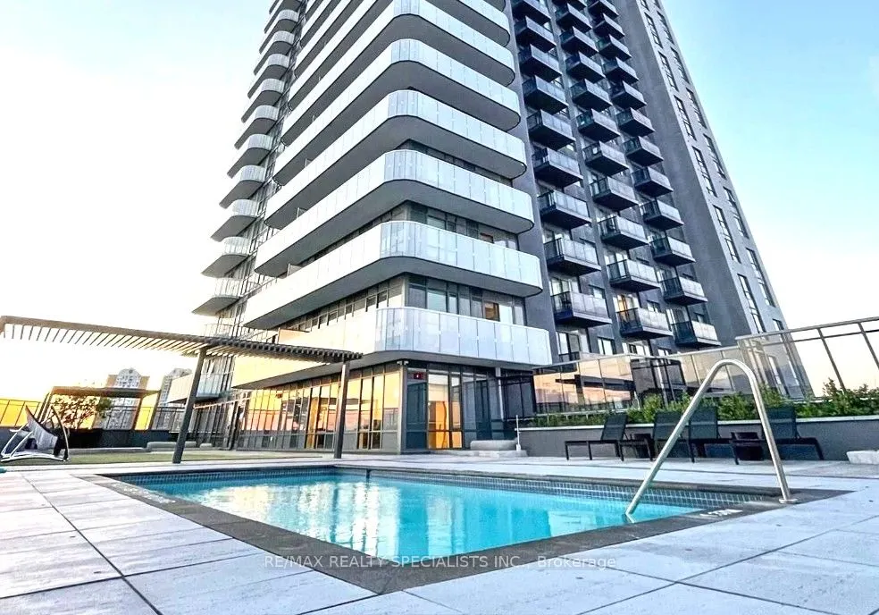 8 Nahani Way, #2421