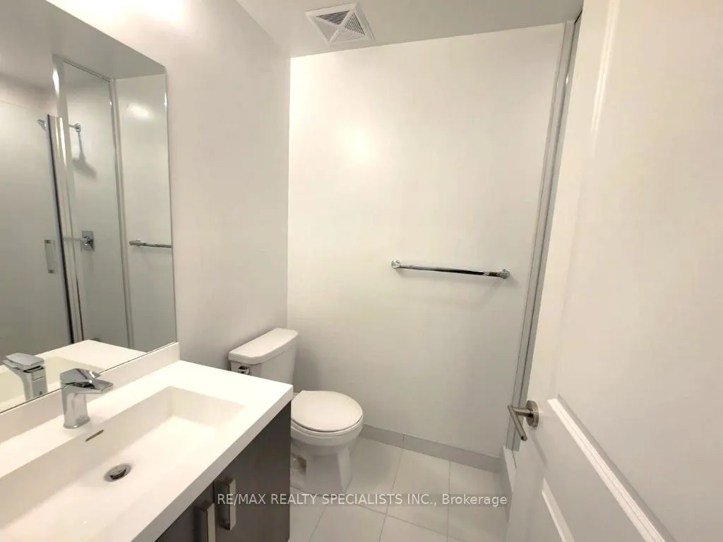 8 Nahani Way, #2421