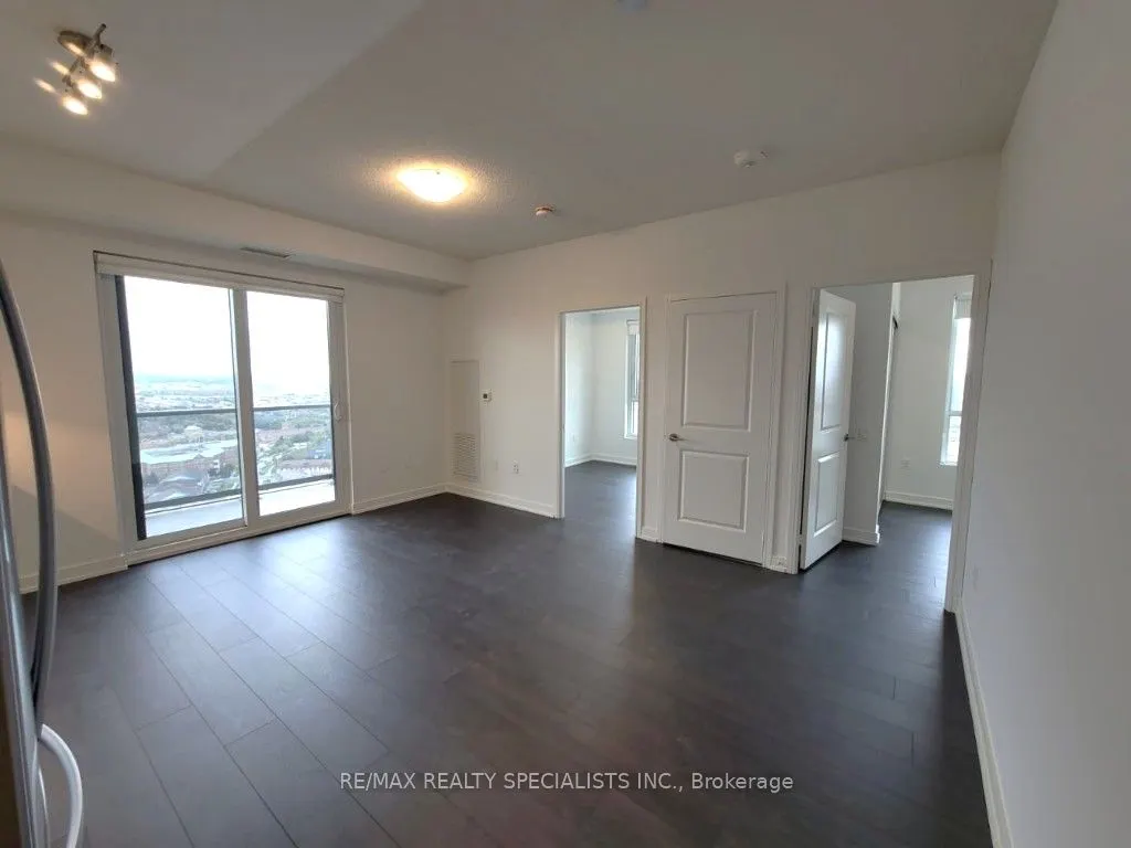 8 Nahani Way, #2421