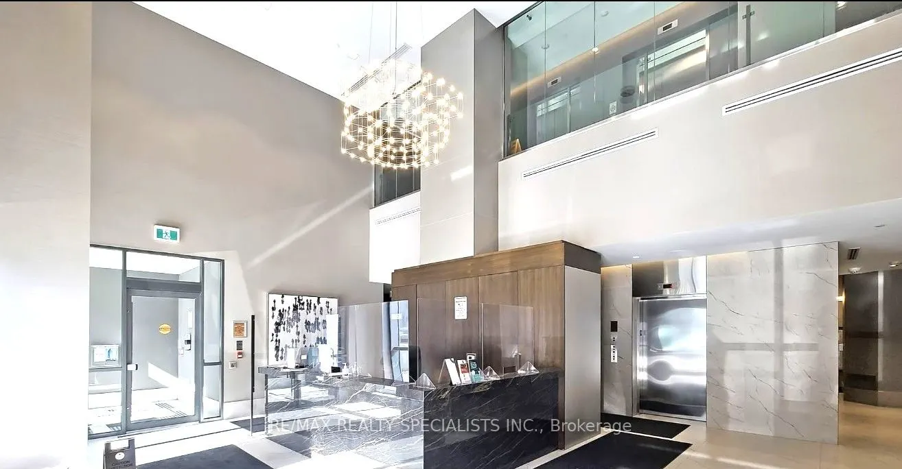 8 Nahani Way, #2421