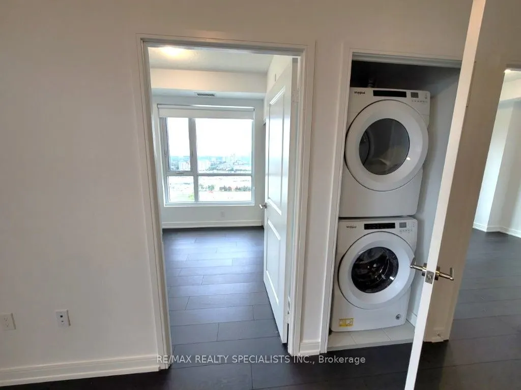 8 Nahani Way, #2421