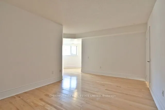 437 Roncesvalles Avenue, #404