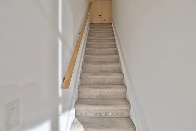 437 Roncesvalles Avenue, #404