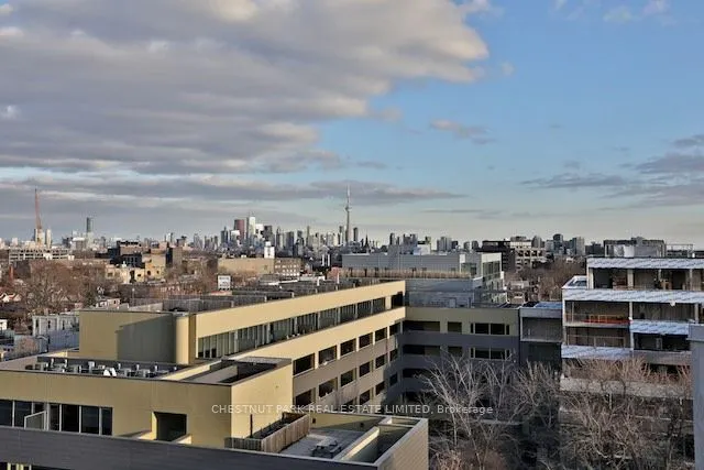 437 Roncesvalles Avenue, #404