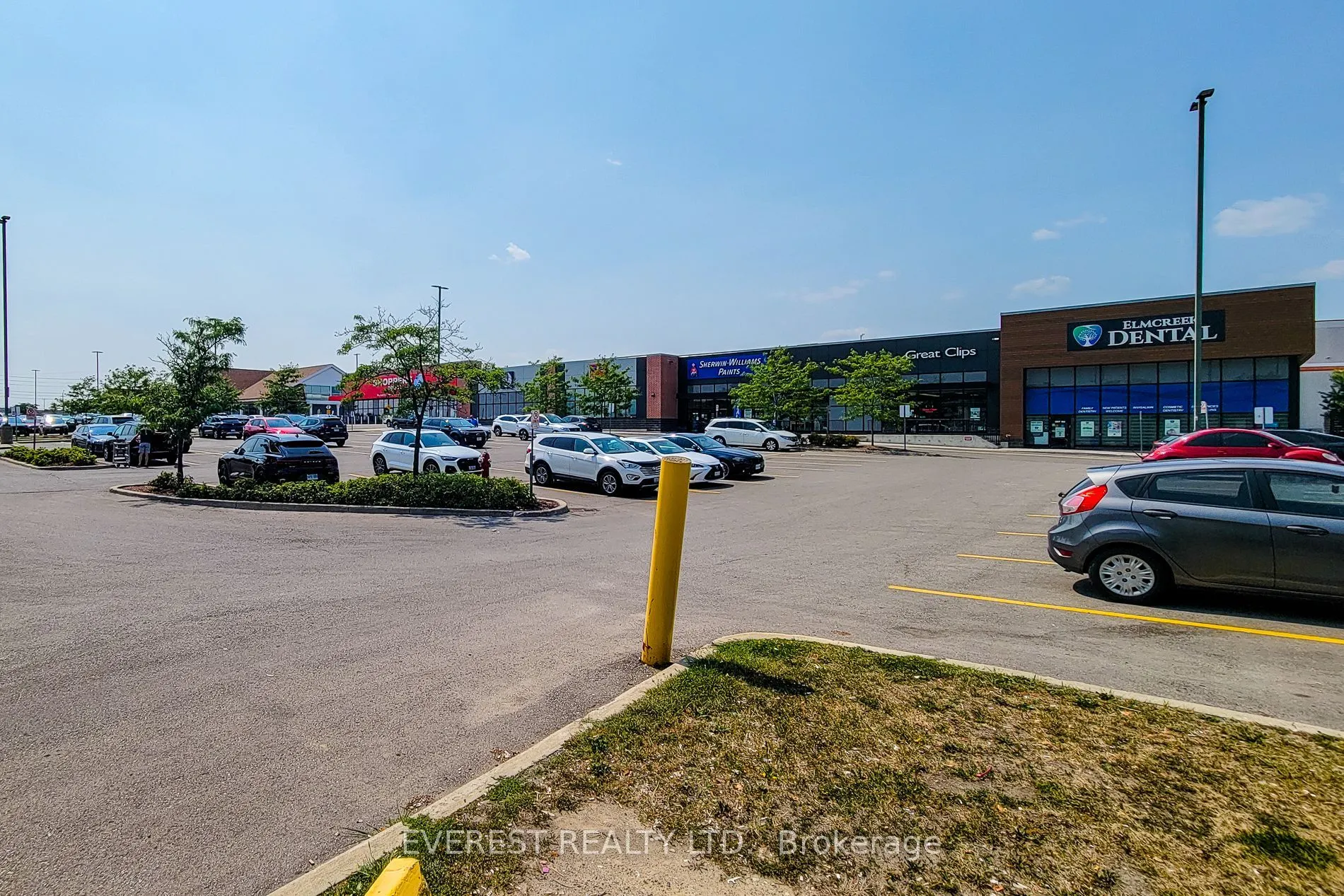 639 Dundas Street W, #5