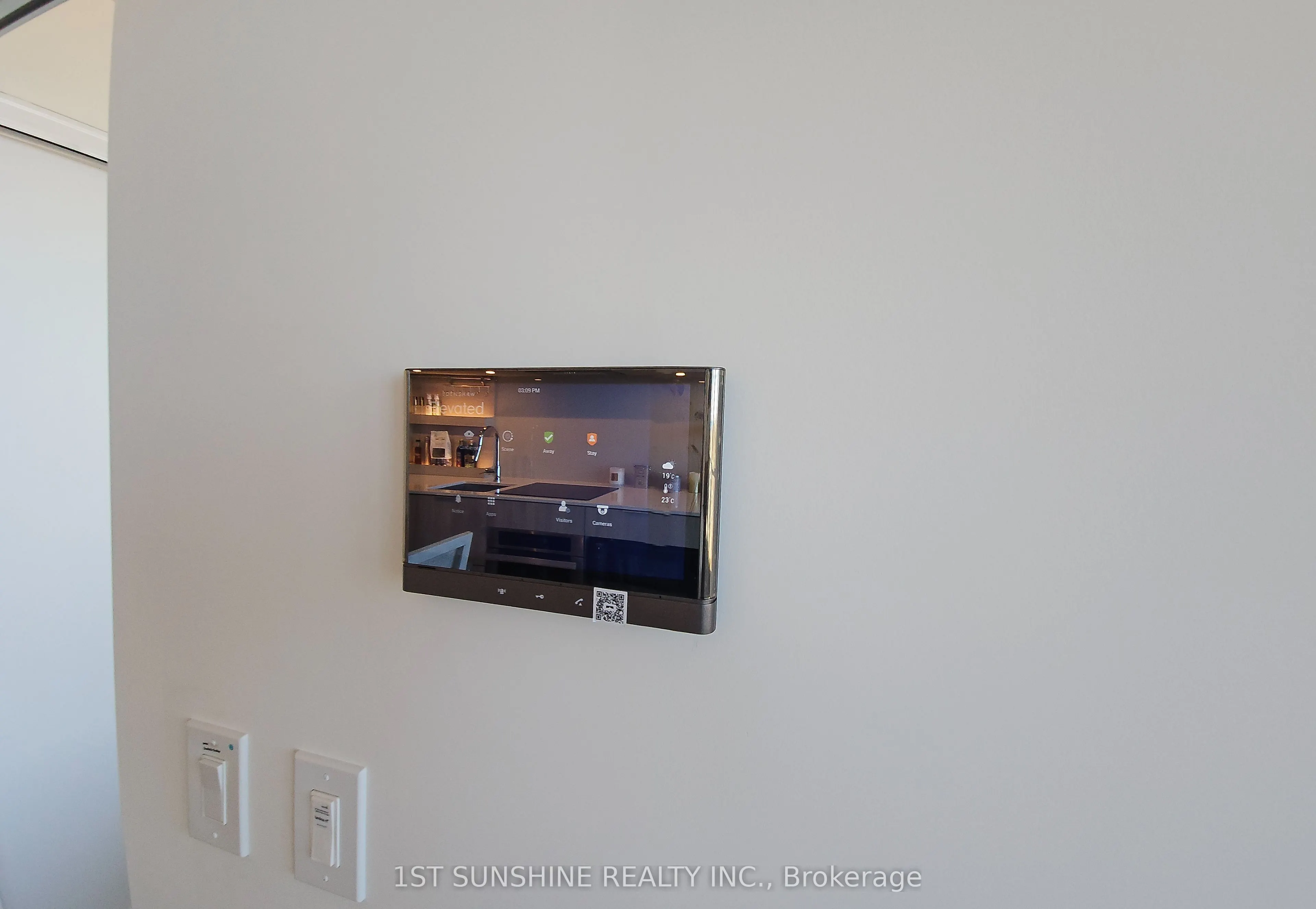 28 Ann Street, #1106