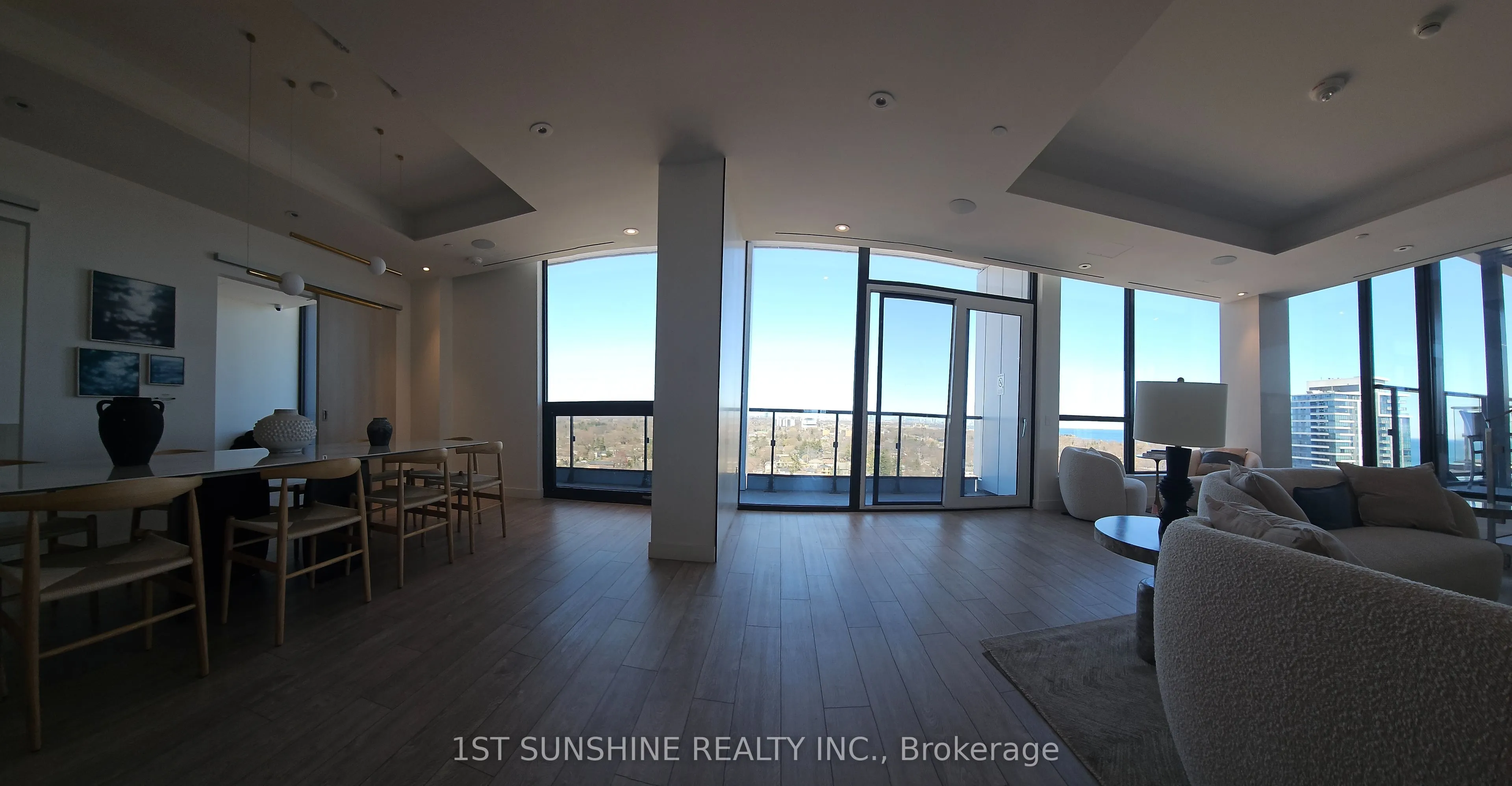 28 Ann Street, #1106