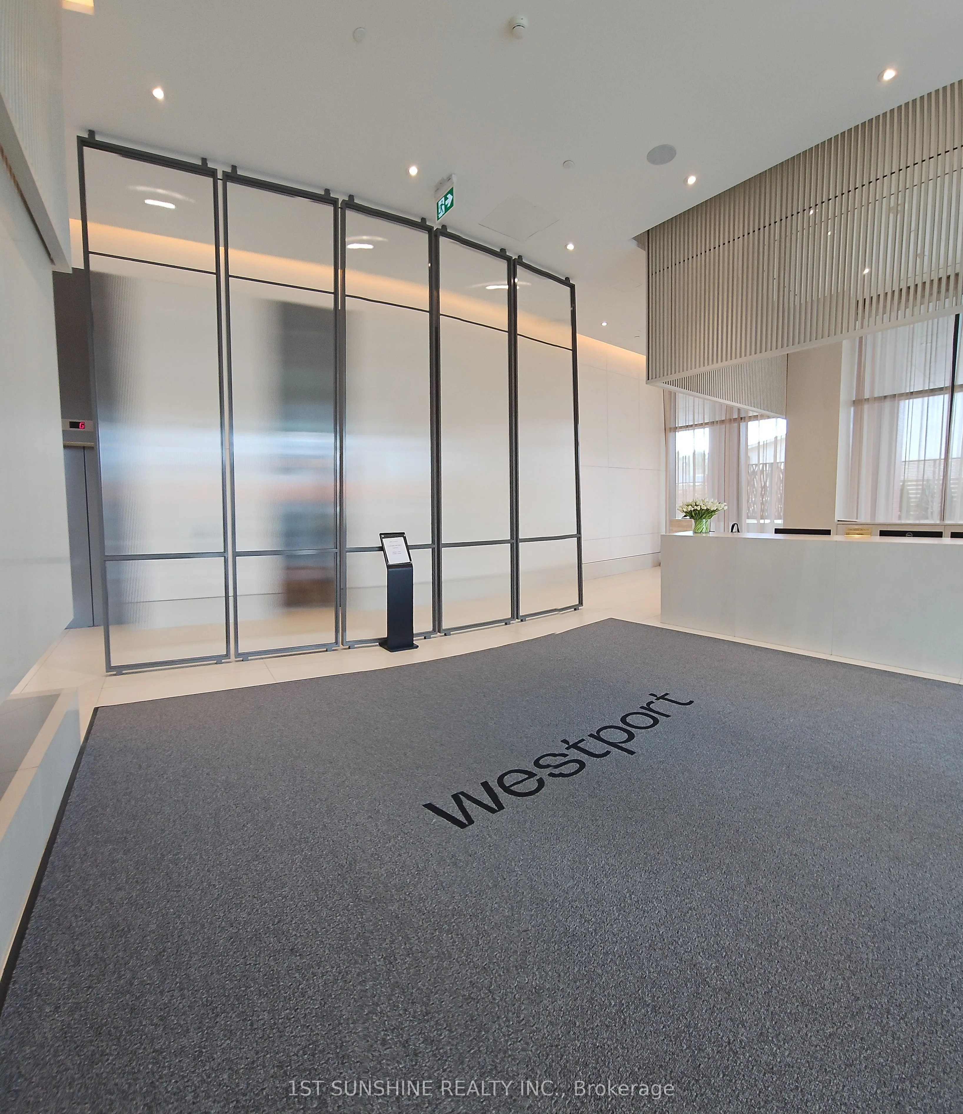 28 Ann Street, #1106