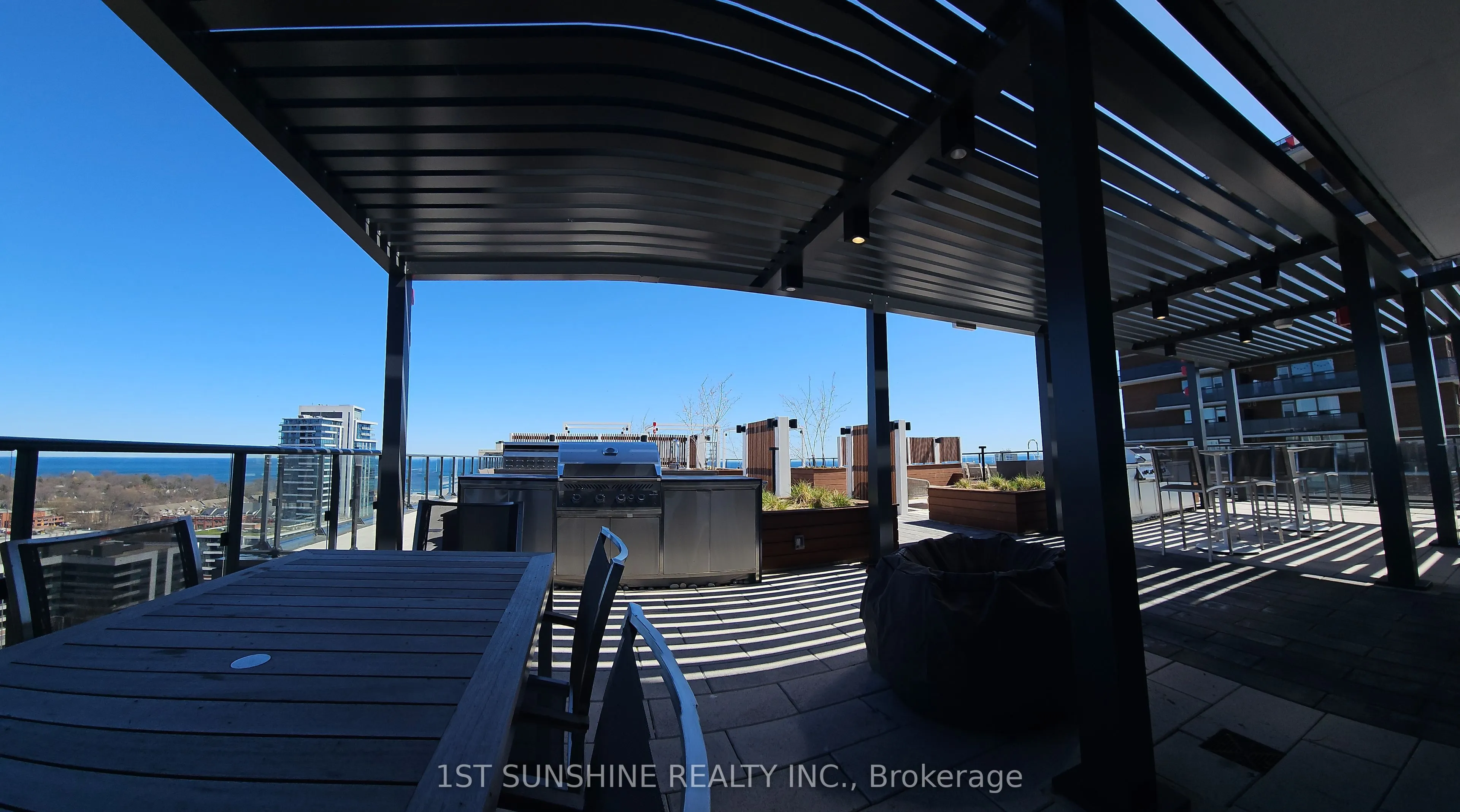 28 Ann Street, #1106