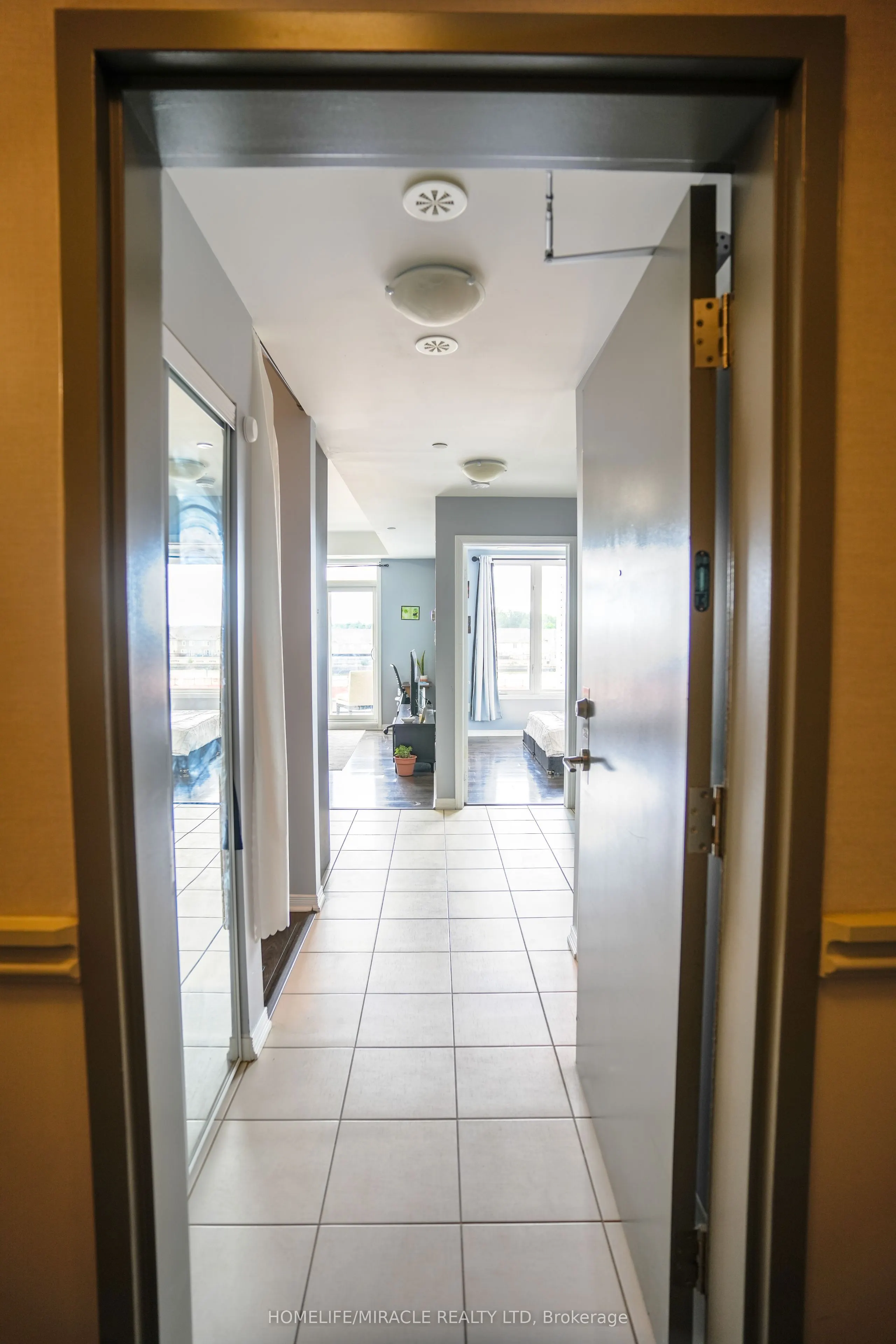 54 Sky Harbour Drive N, #306