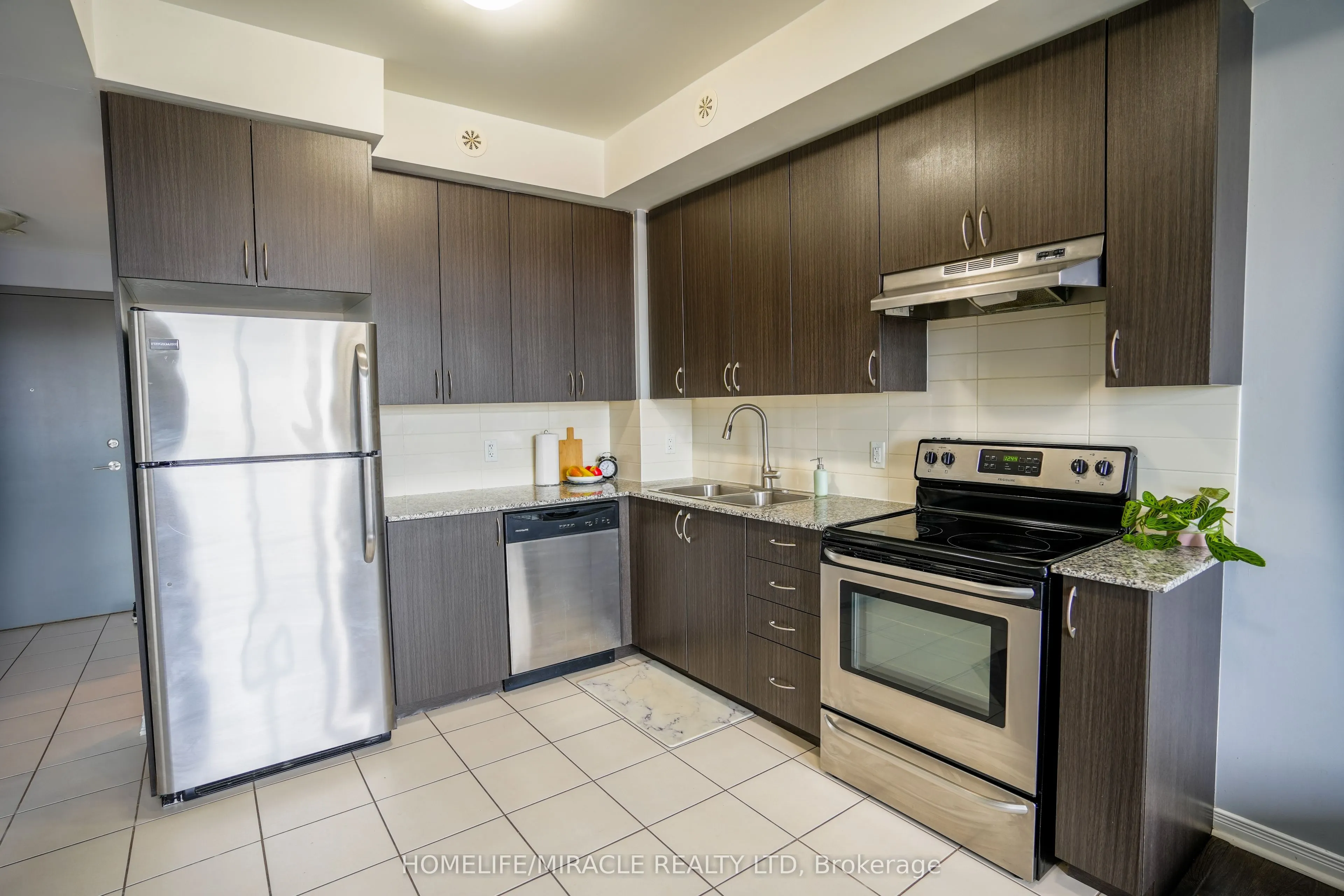 54 Sky Harbour Drive N, #306