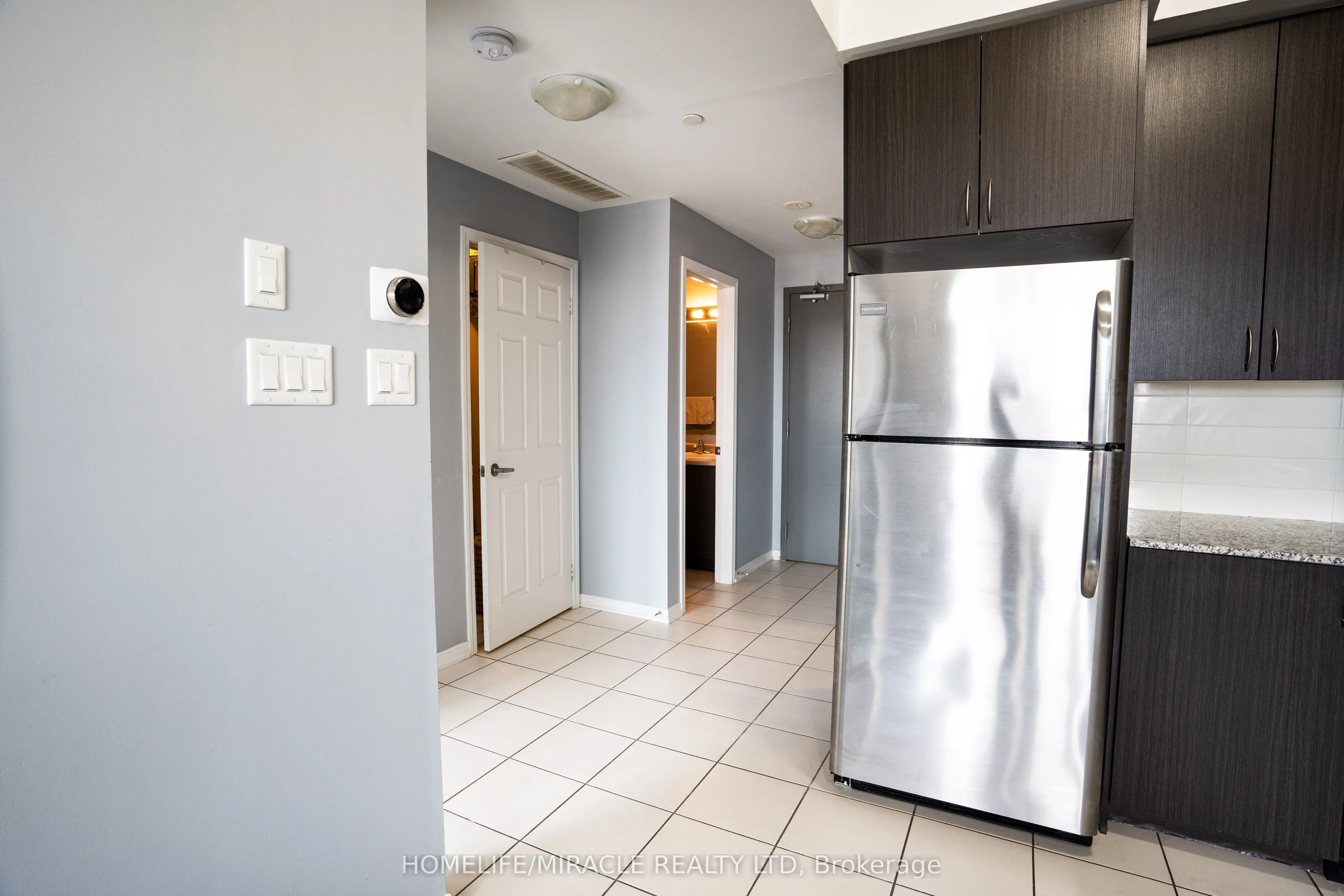 54 Sky Harbour Drive N, #306