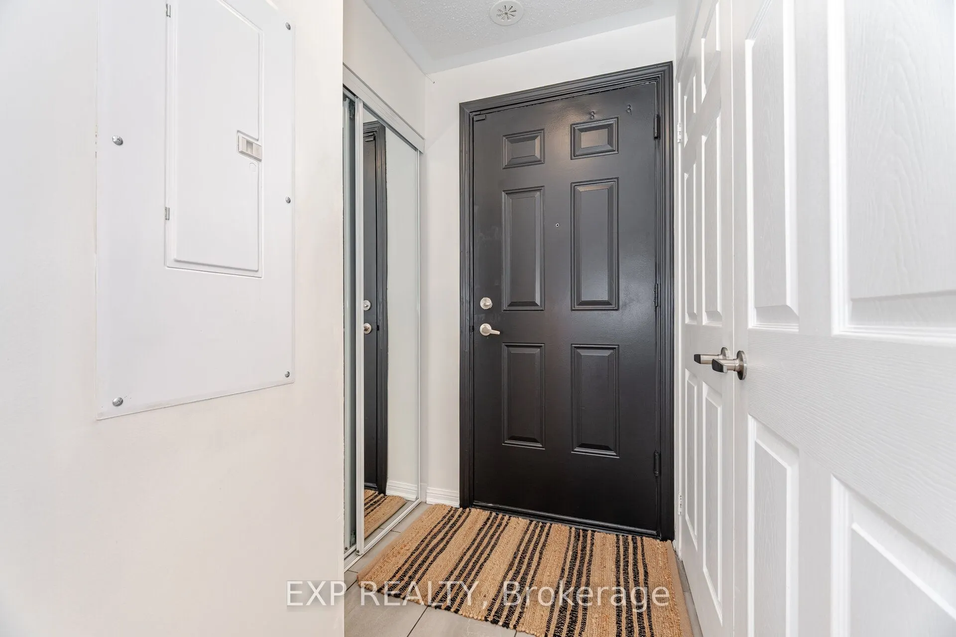 1 Beckenrose Court, #56