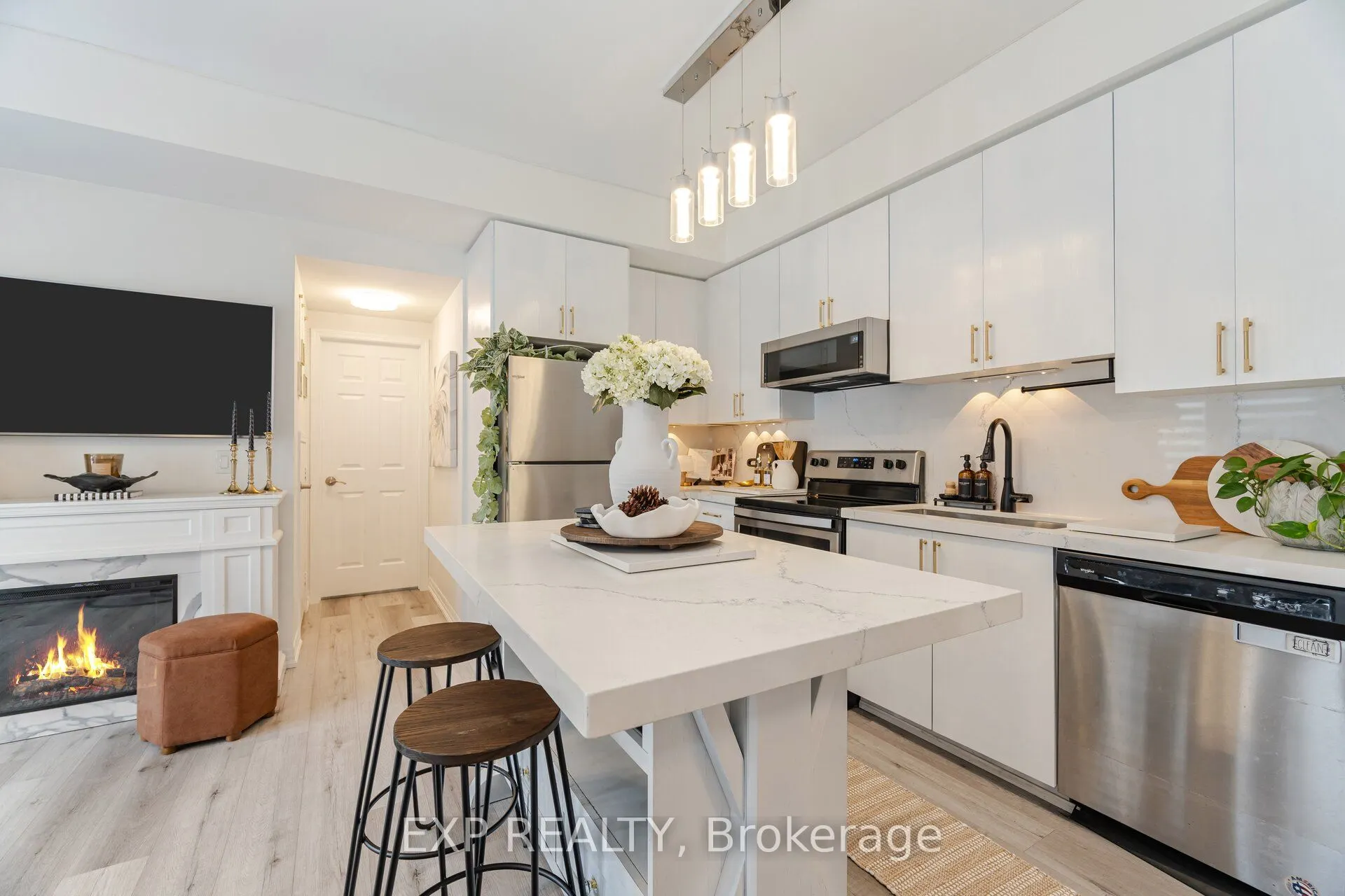 1 Beckenrose Court, #56