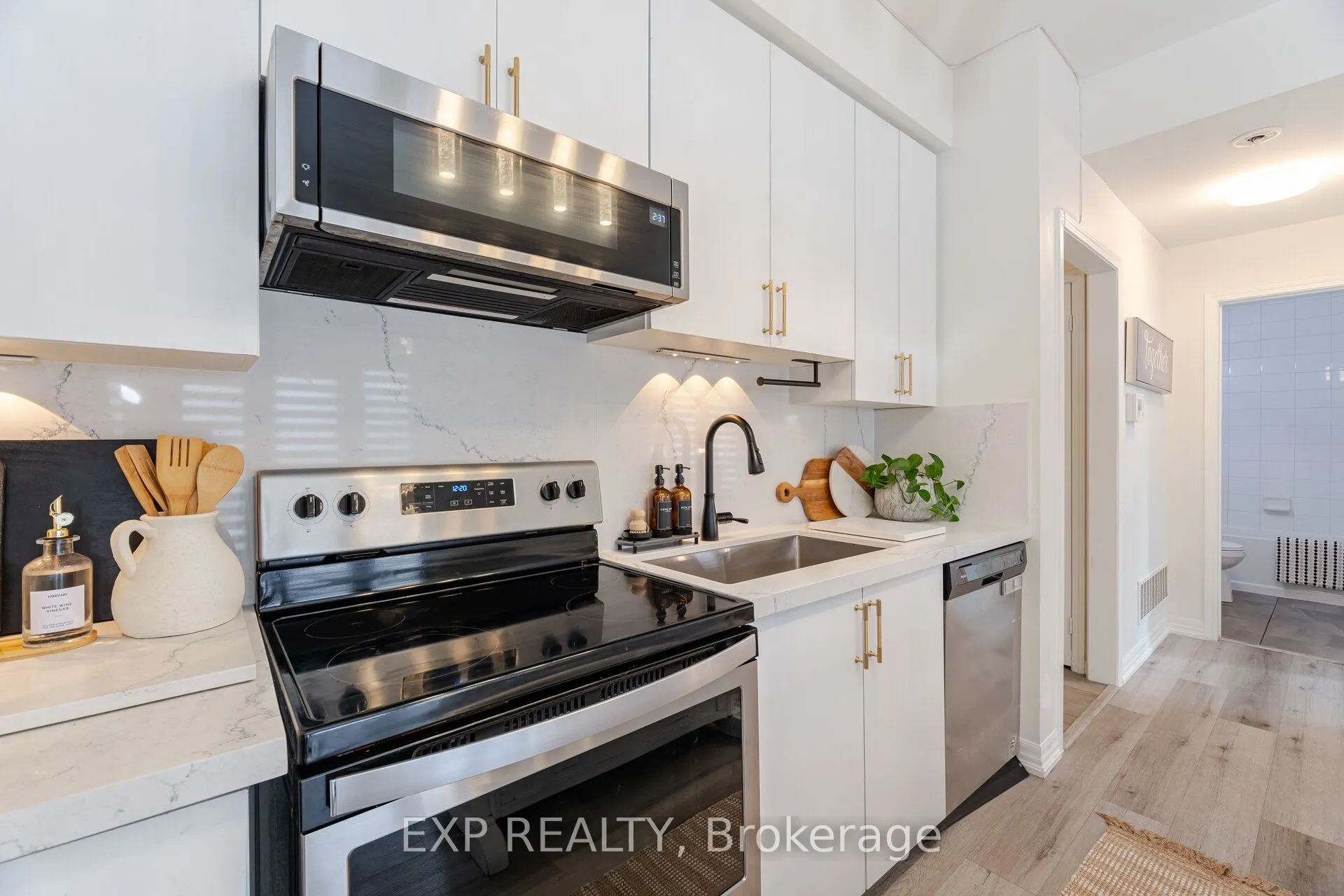 1 Beckenrose Court, #56