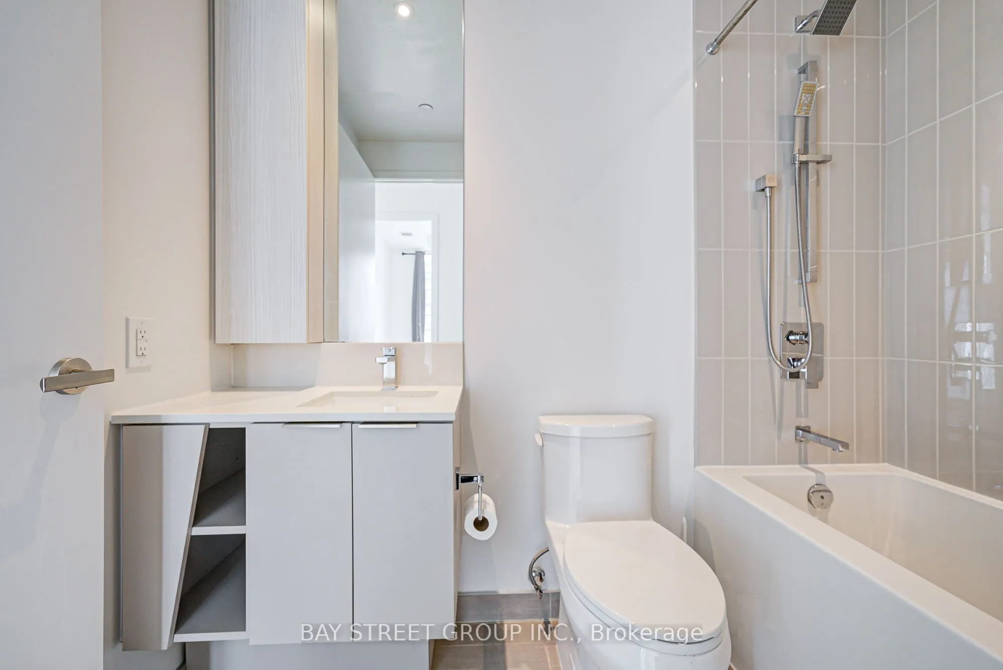 3900 Confederation Parkway, #3207