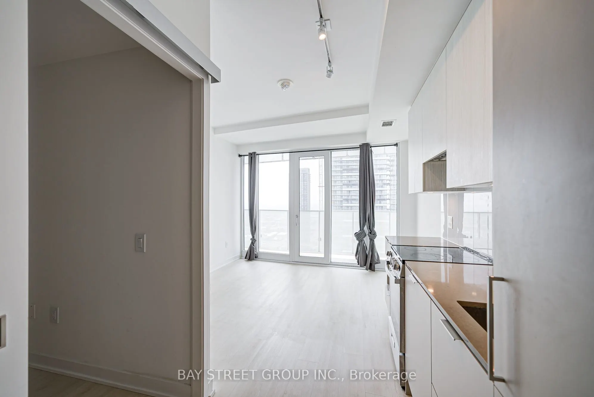 3900 Confederation Parkway, #3207