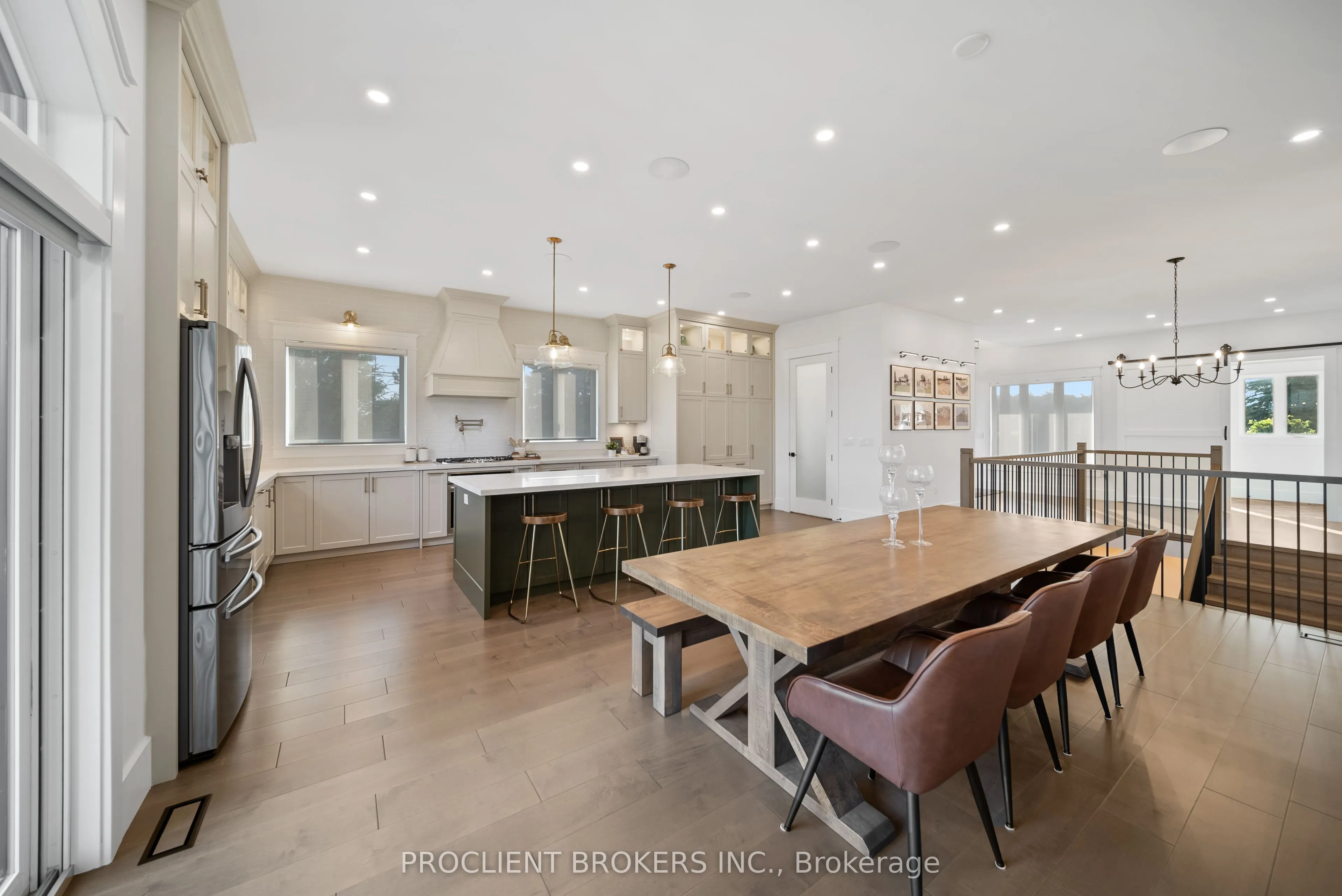 10223 Guelph Line