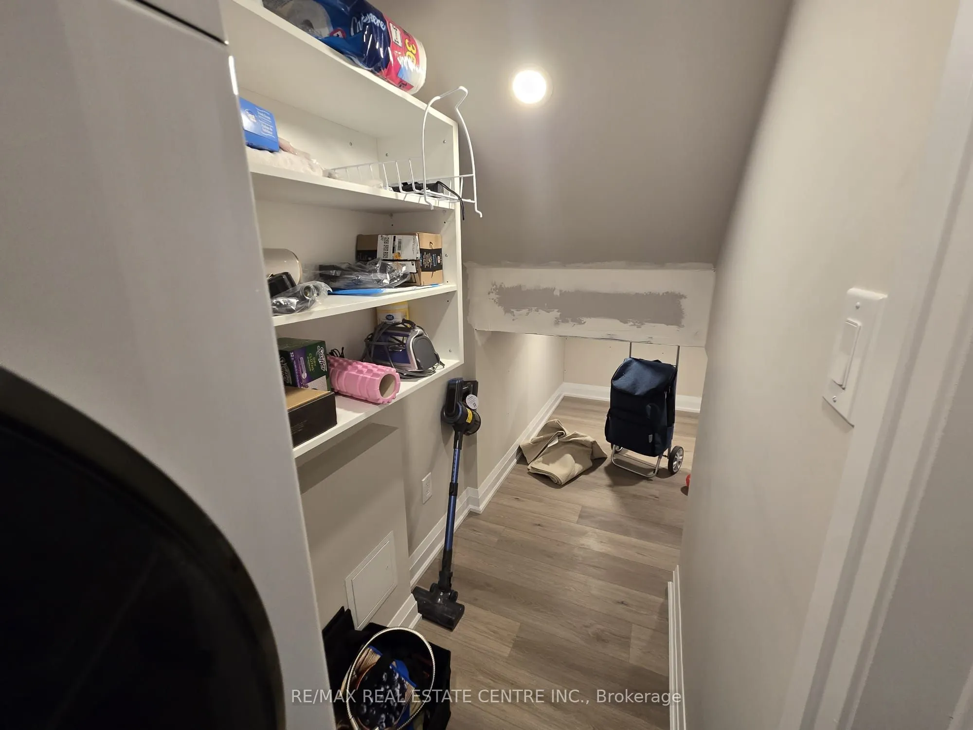 1412 Rose Way, #Bsmt.