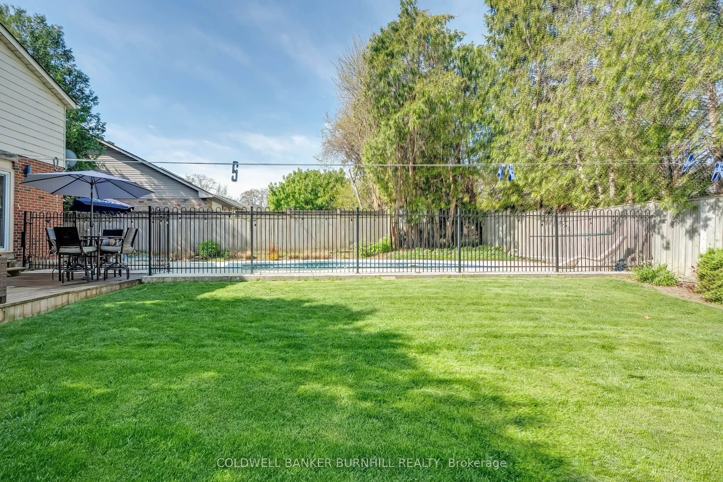 1153 BELLVIEW Street