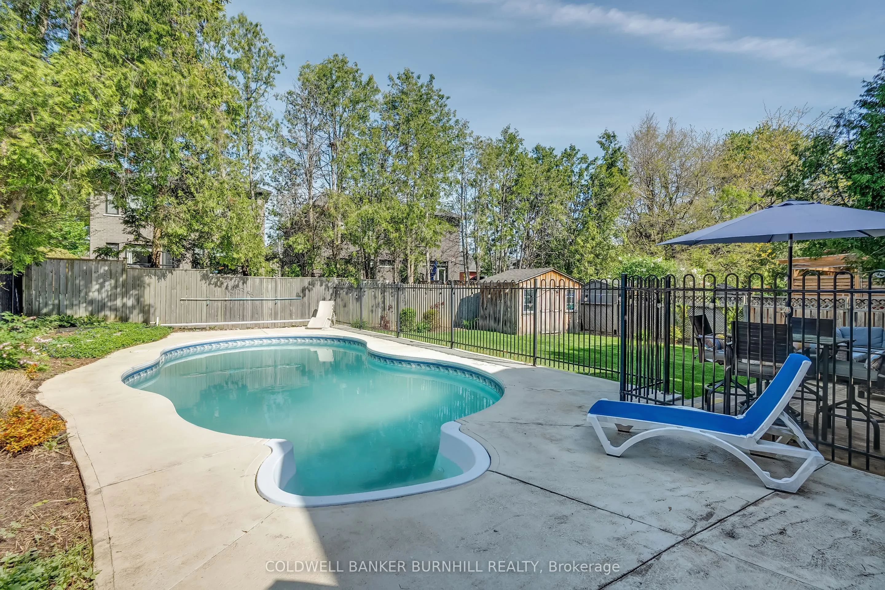 1153 BELLVIEW Street