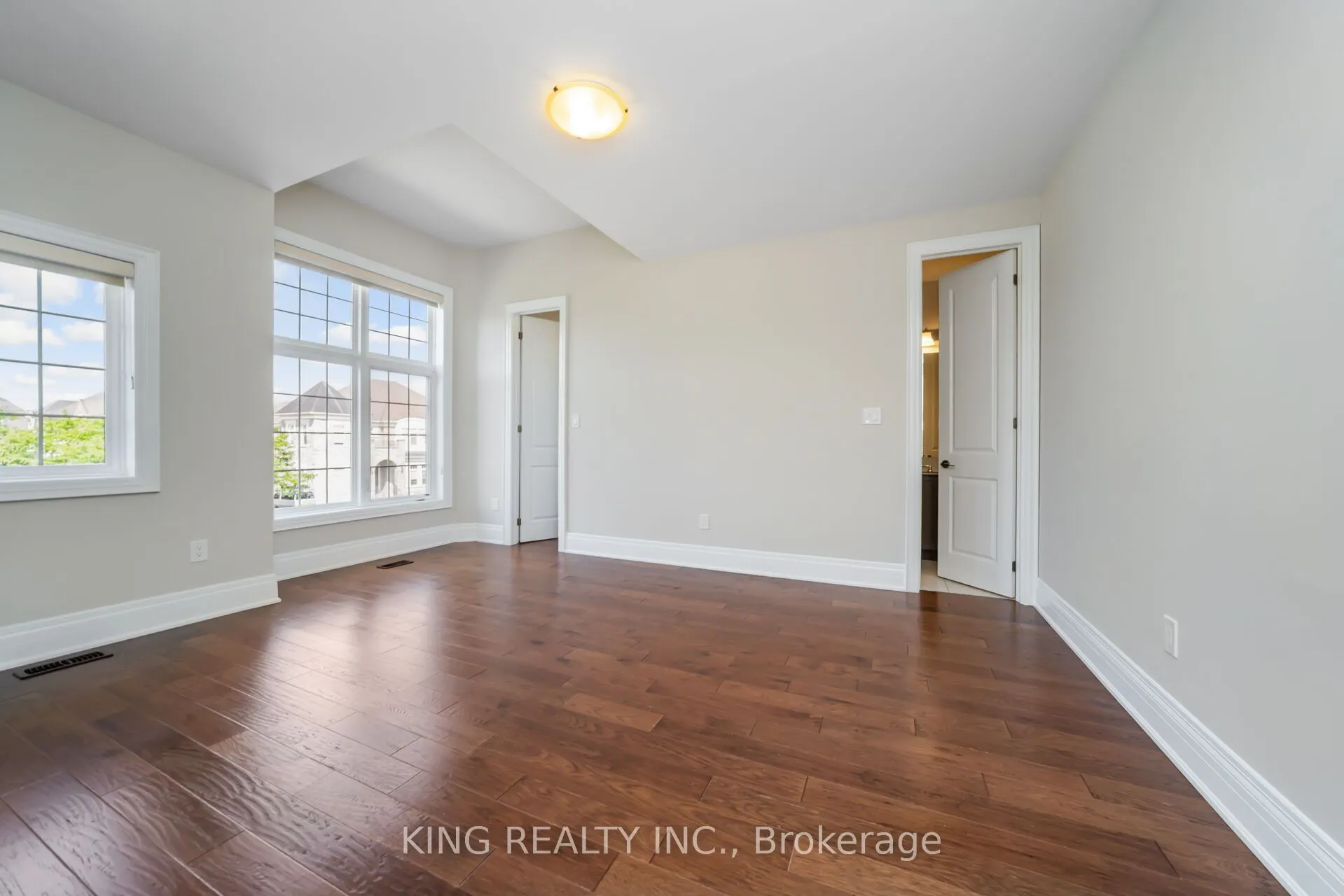 136 Coastline Drive