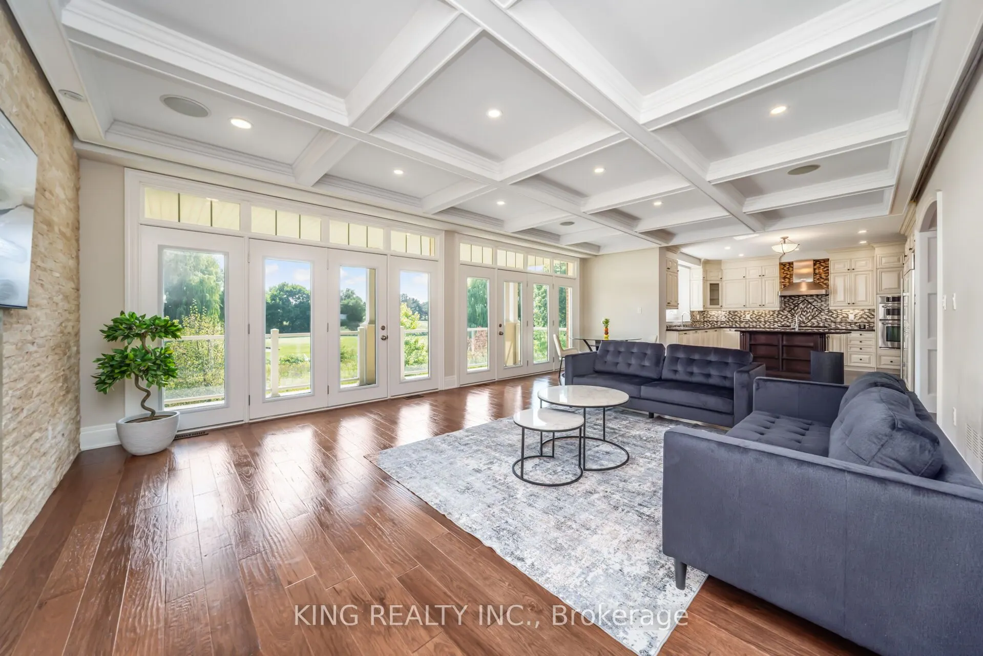 136 Coastline Drive