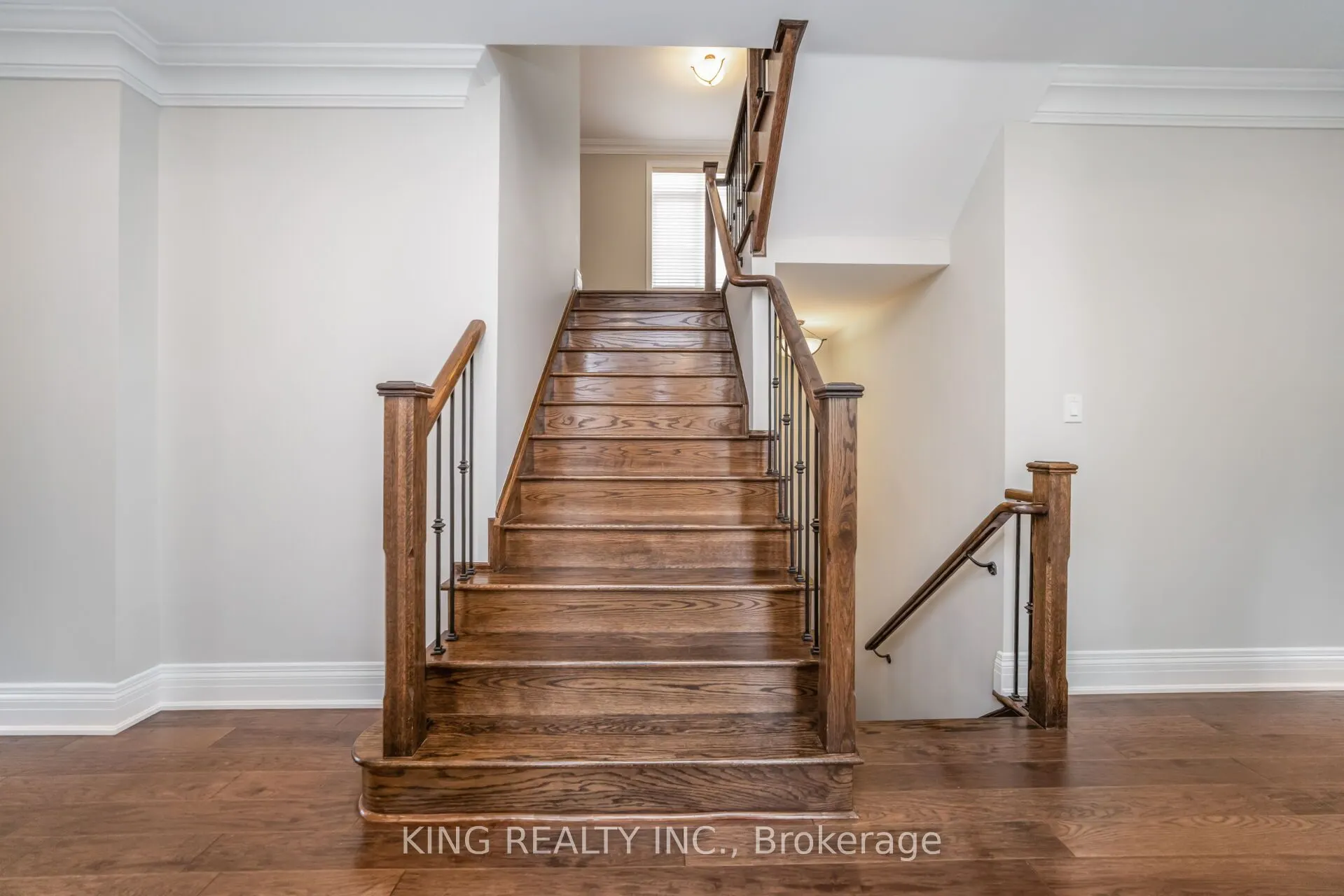 136 Coastline Drive