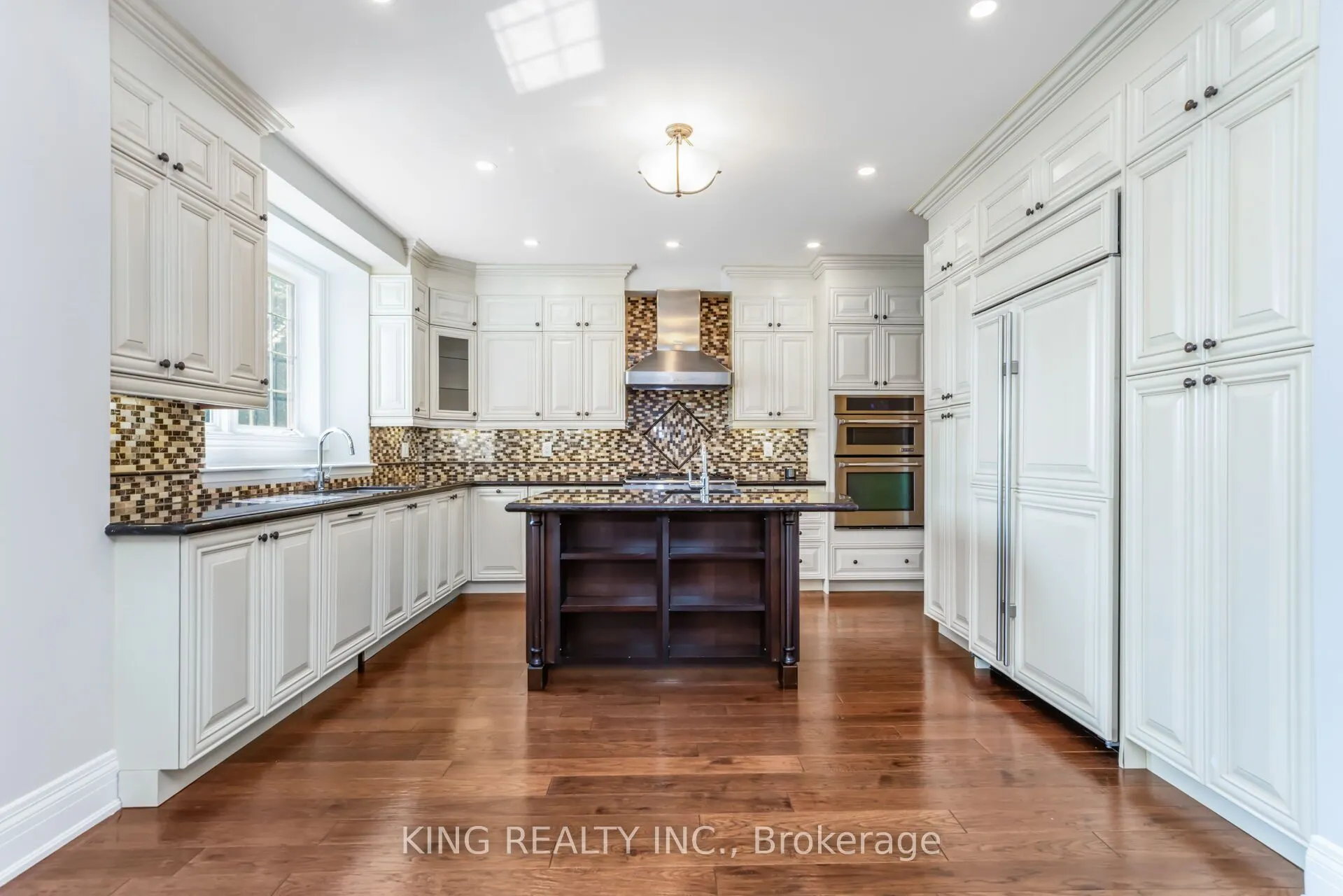 136 Coastline Drive