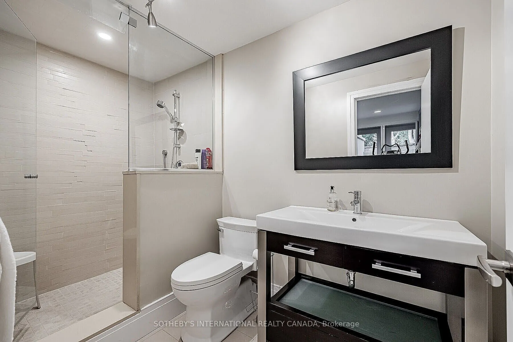 44 Meadowcrest Road
