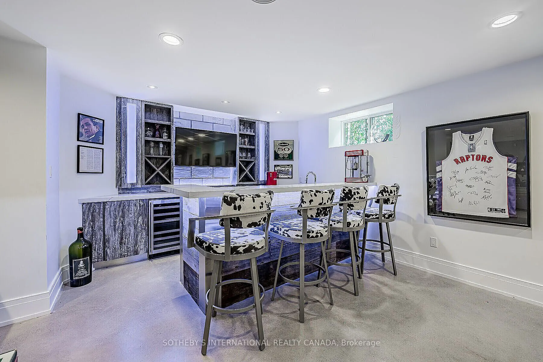 44 Meadowcrest Road