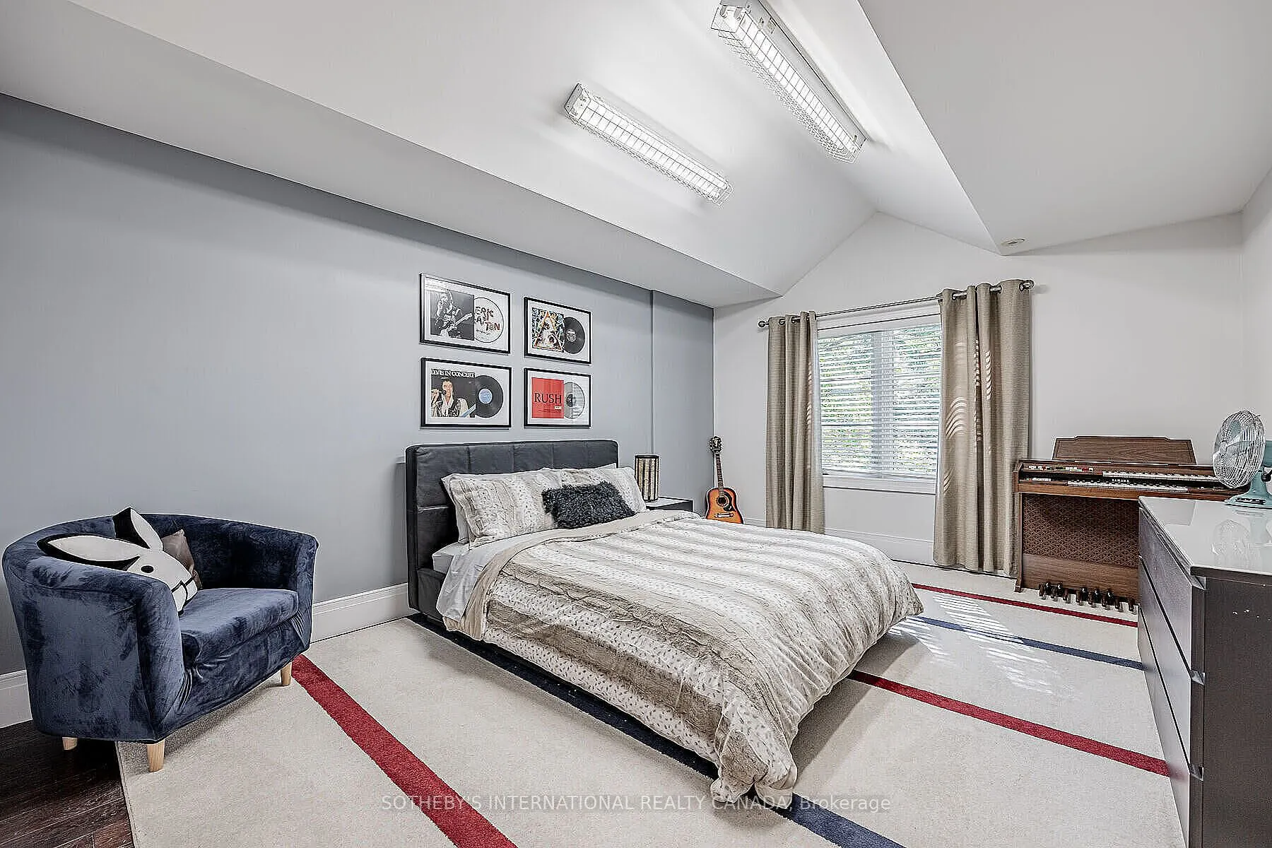 44 Meadowcrest Road