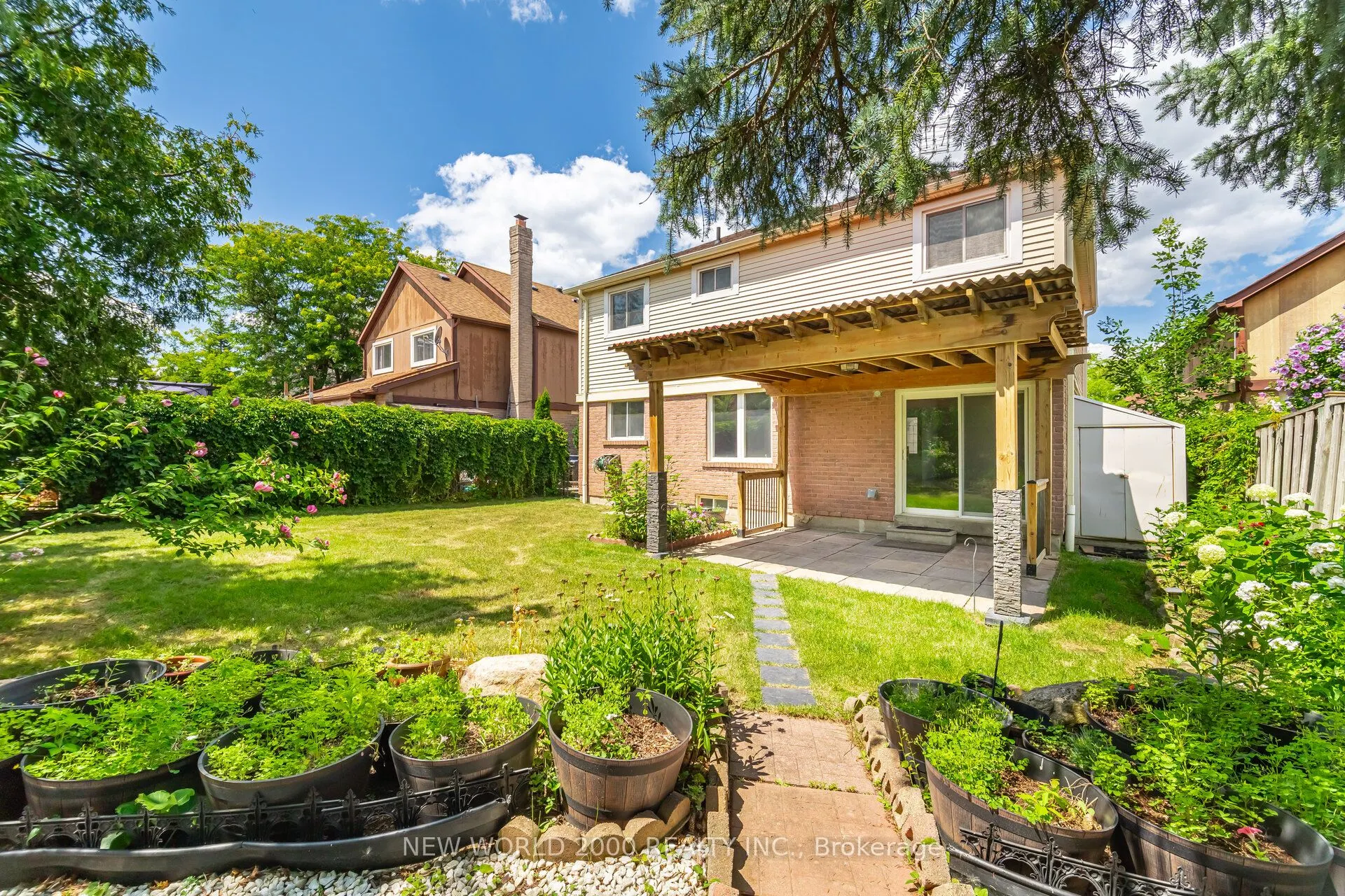 7221 Danton Promenade