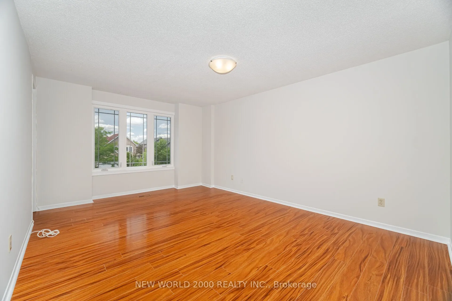 7221 Danton Promenade