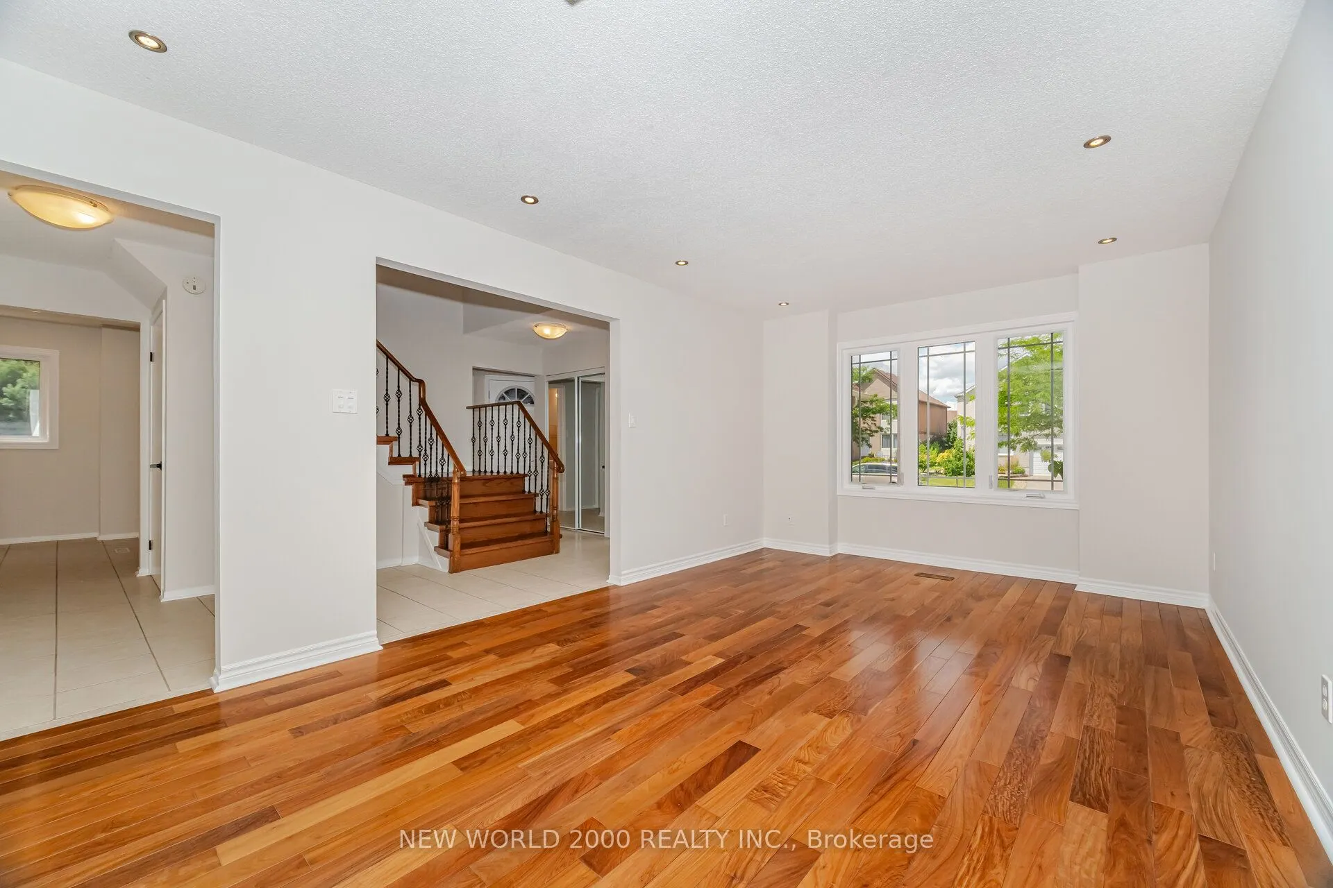 7221 Danton Promenade
