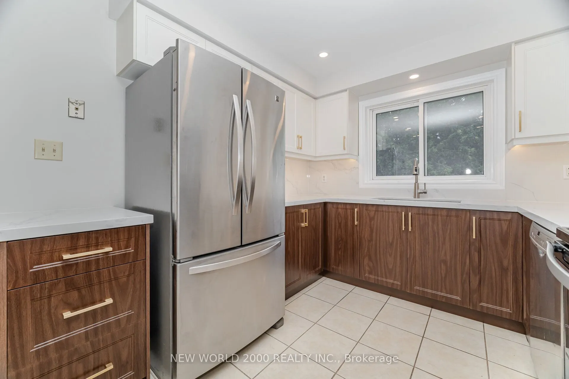 7221 Danton Promenade
