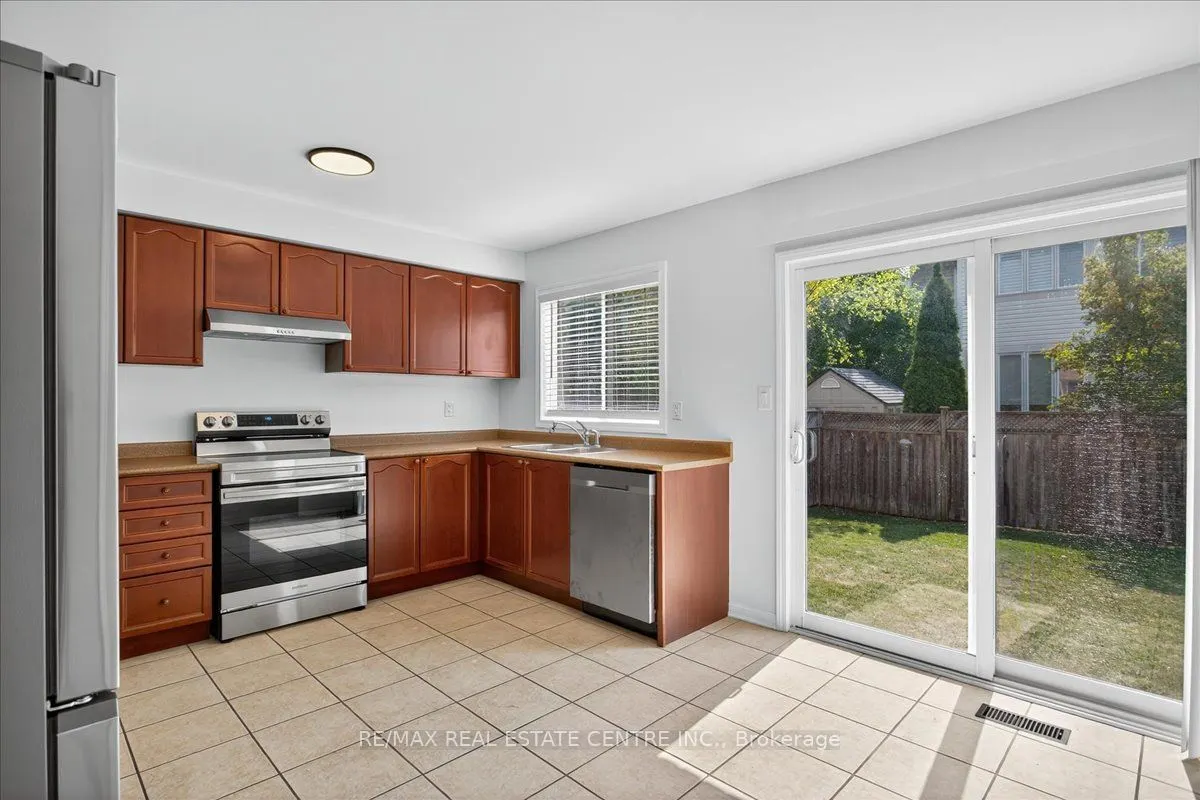 832 Bessy Trail