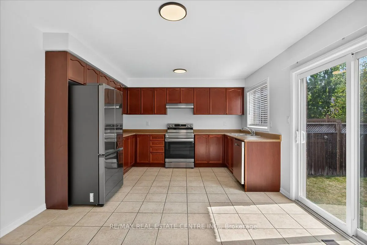 832 Bessy Trail