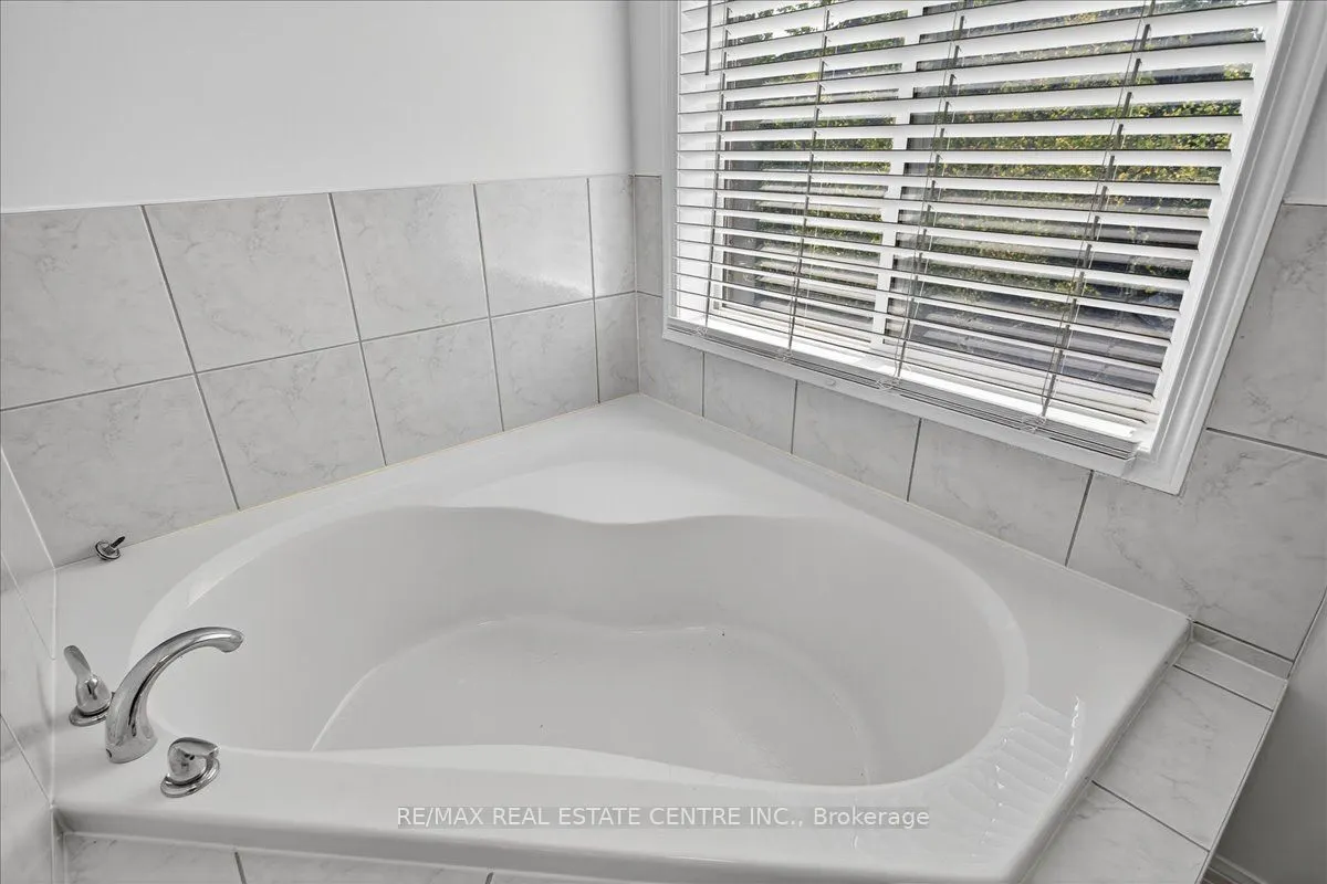 832 Bessy Trail