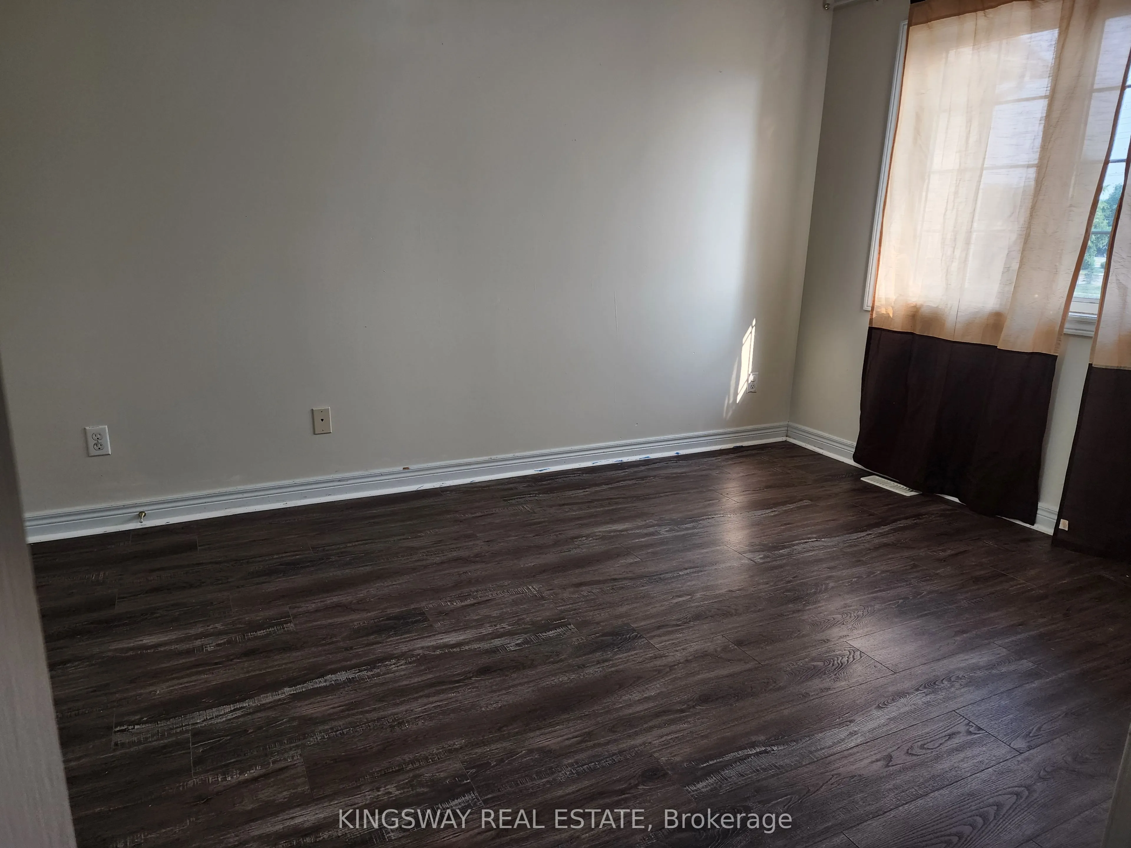 65 Pefferlaw Circle, #Upper