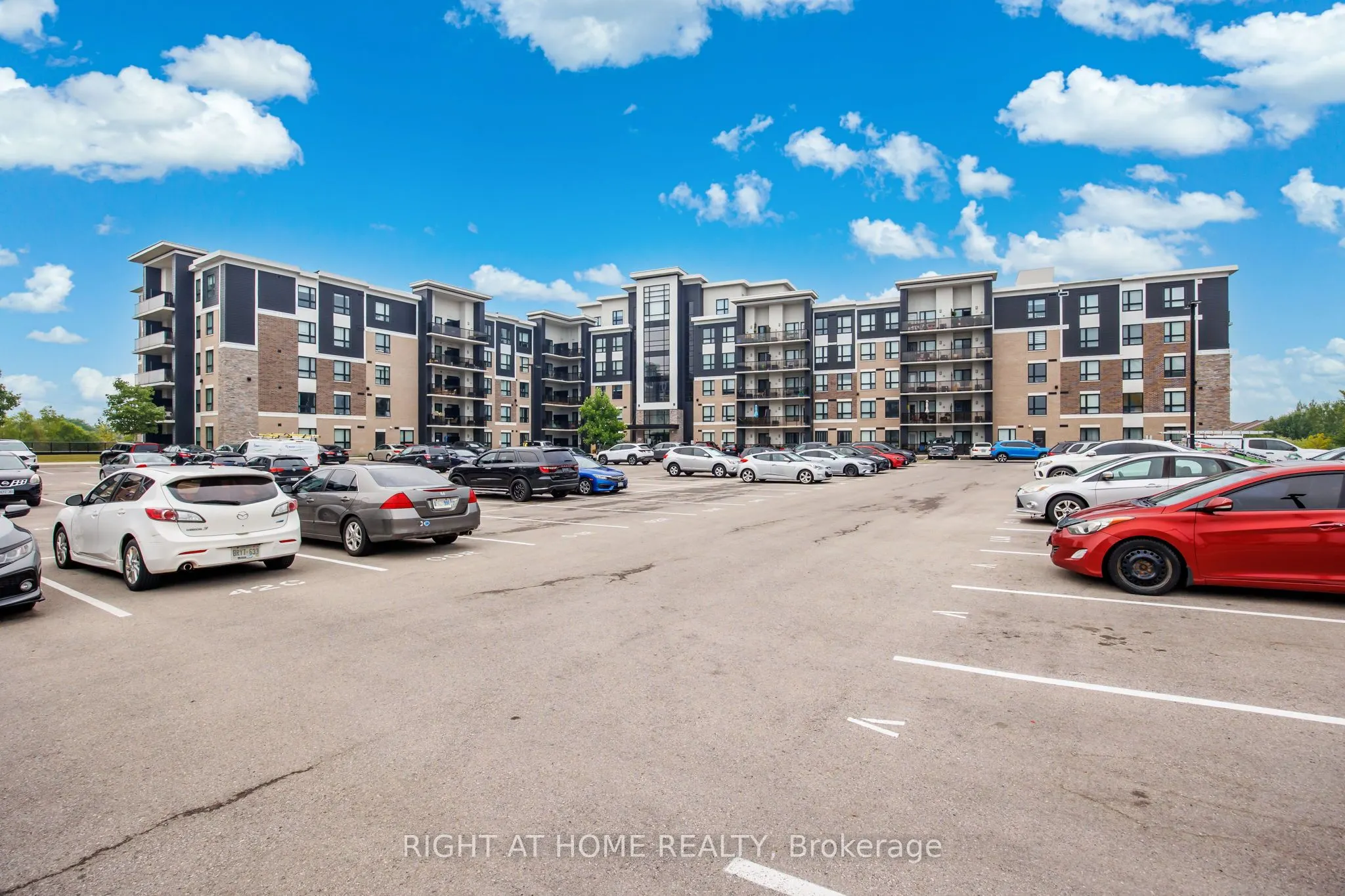640 Sauve Street, #222