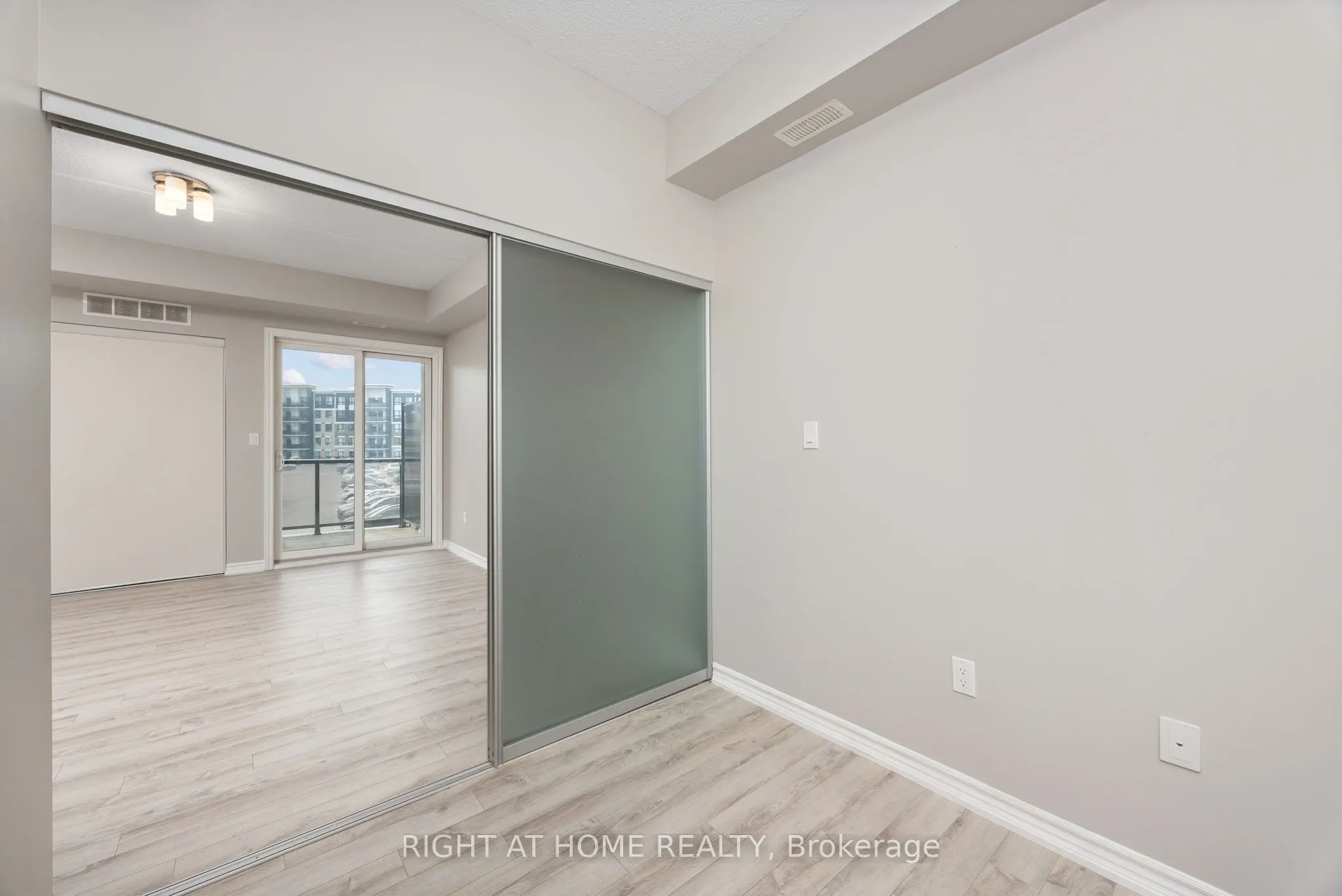 640 Sauve Street, #222