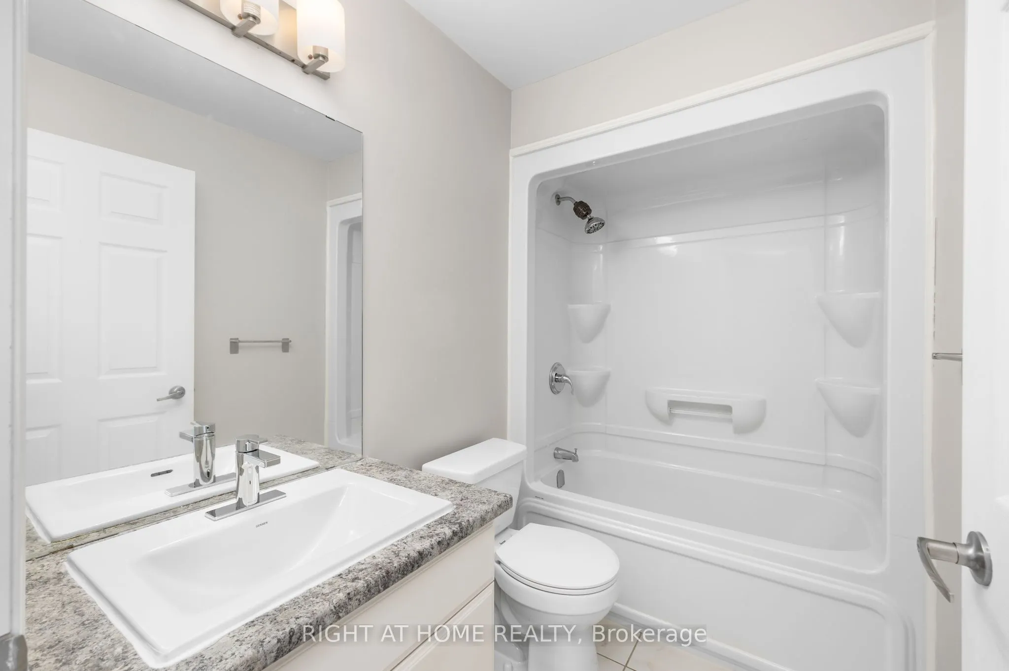 640 Sauve Street, #222
