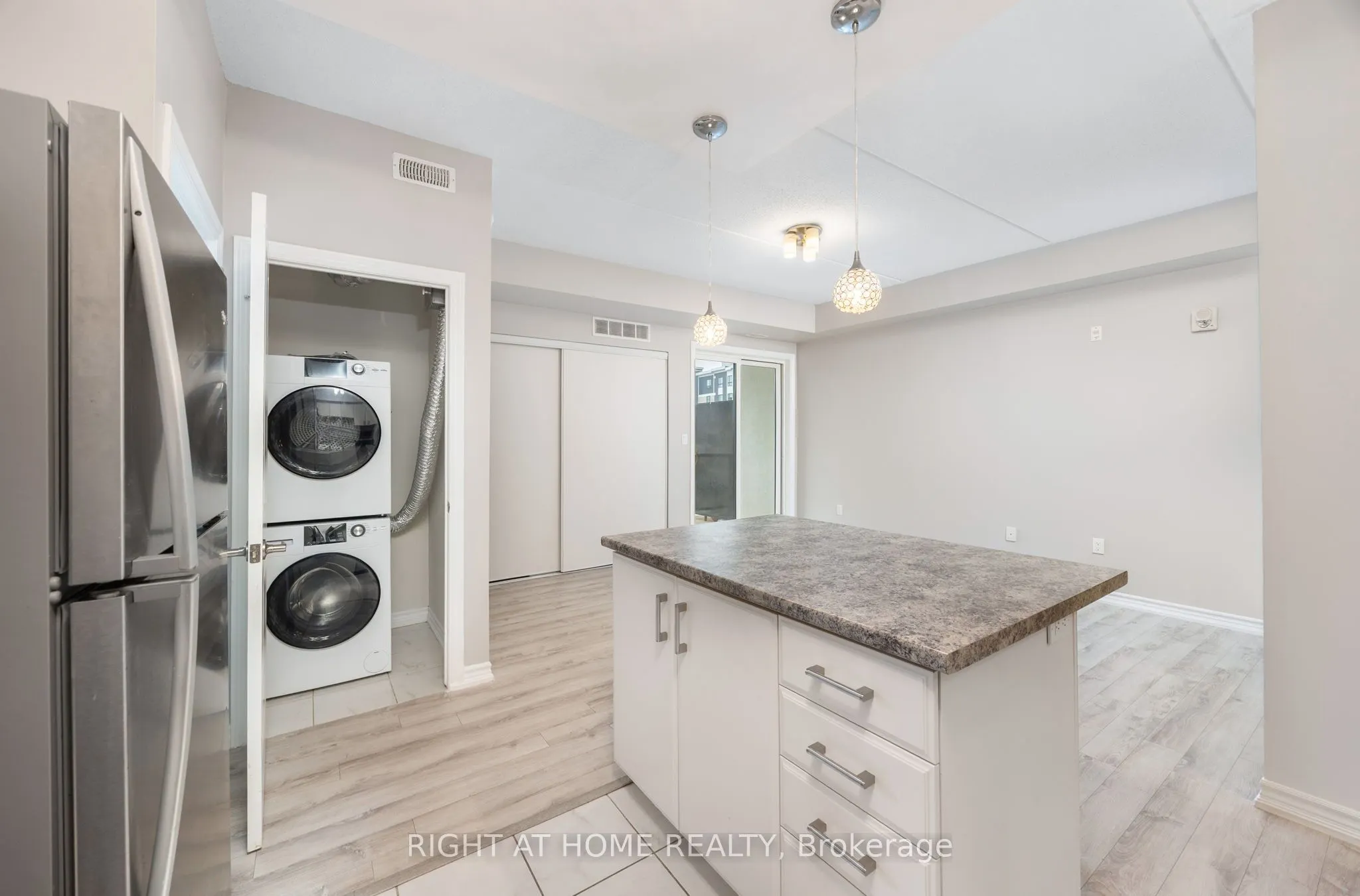 640 Sauve Street, #222