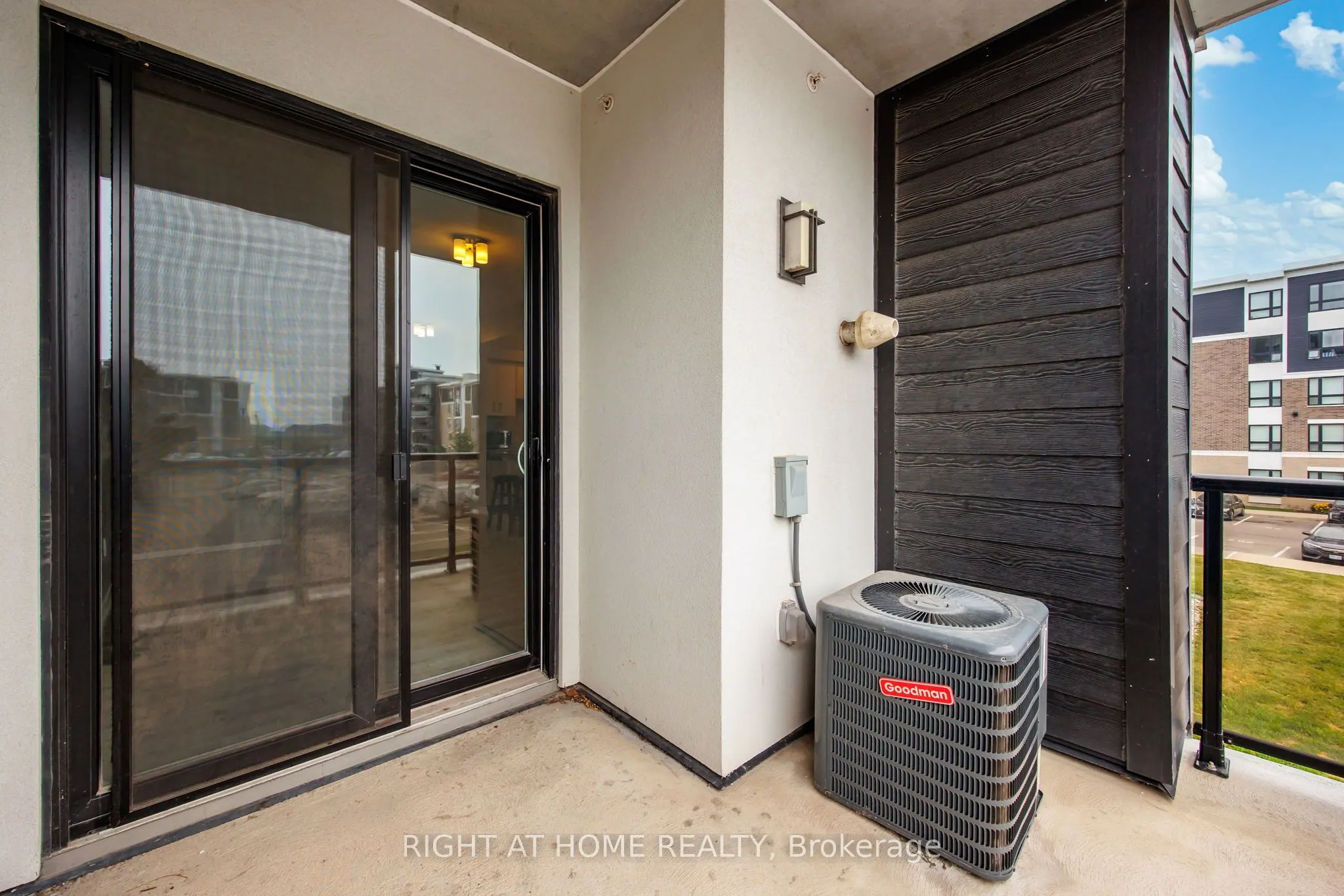 640 Sauve Street, #222
