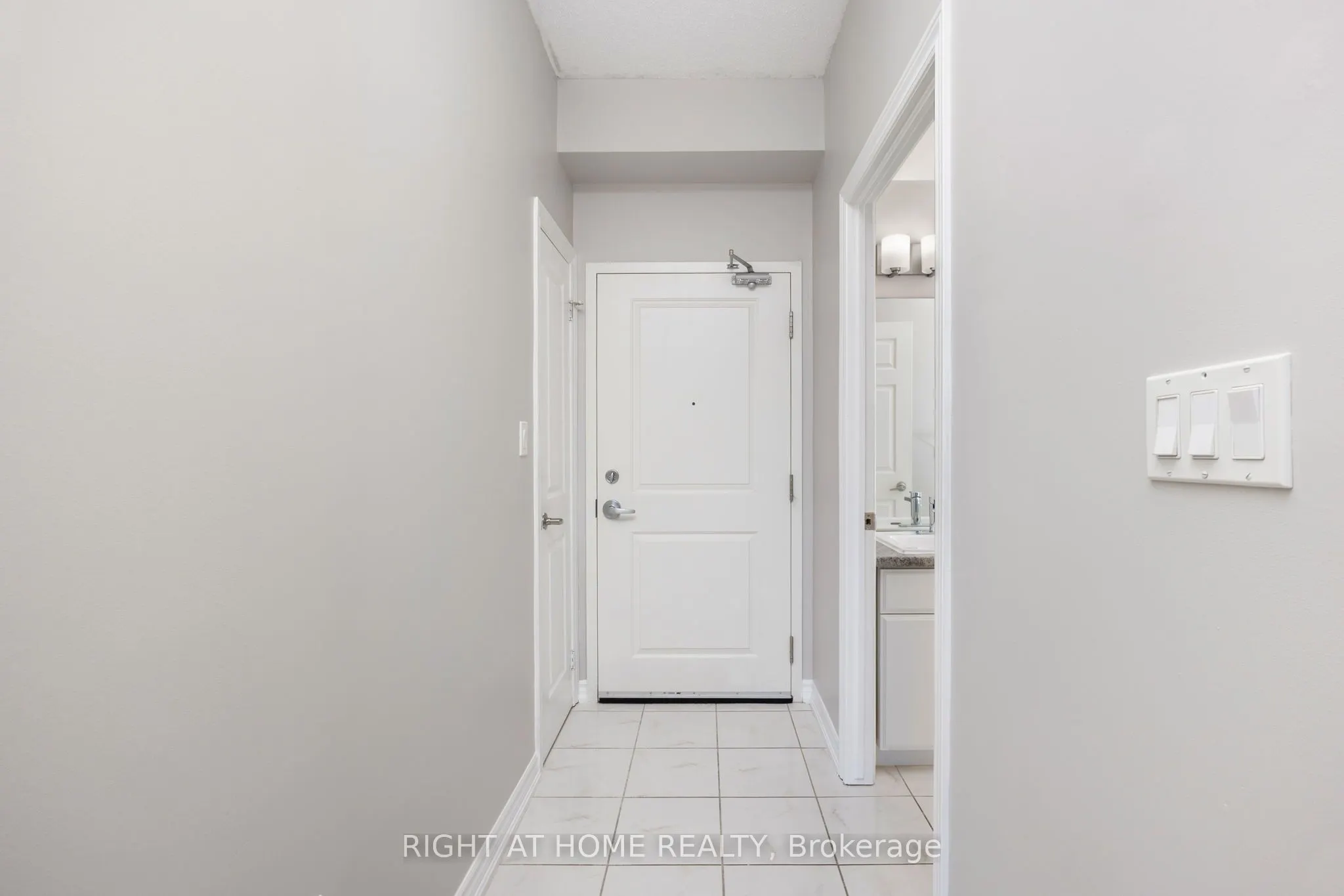 640 Sauve Street, #222