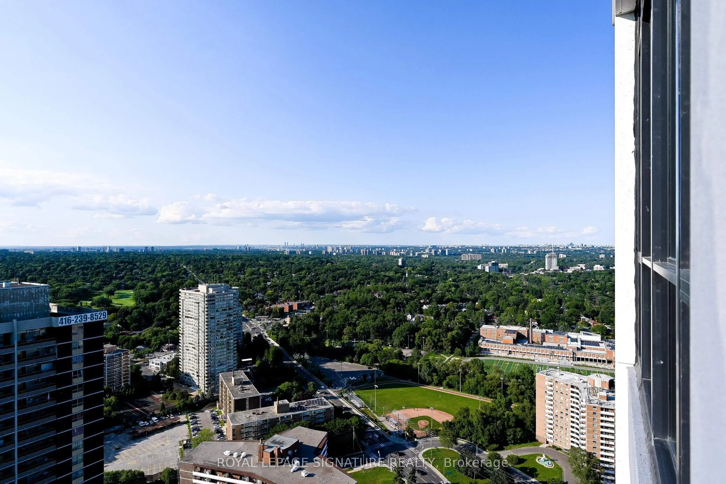 7 Mabelle Avenue, #3902