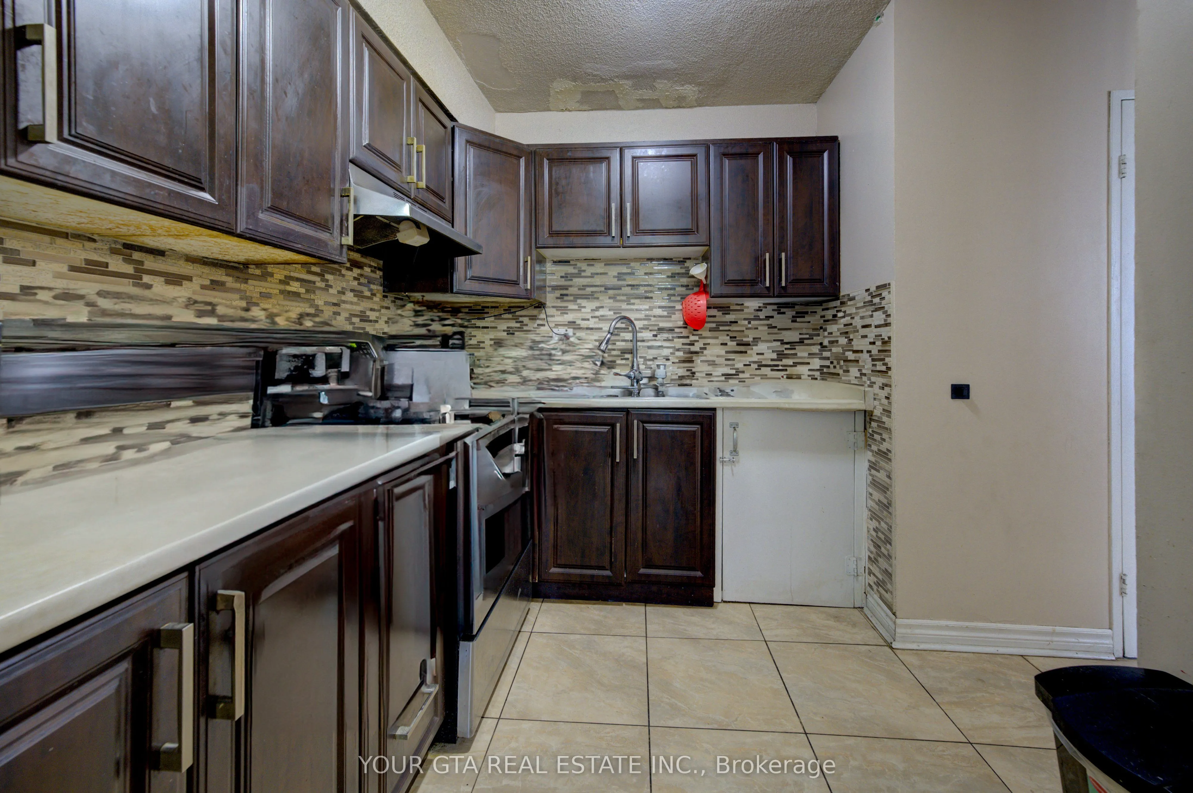 1055 B Forestwood Drive, #122