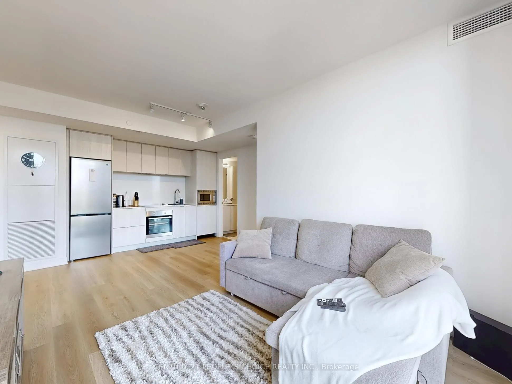 86 Dundas Street E, #1103