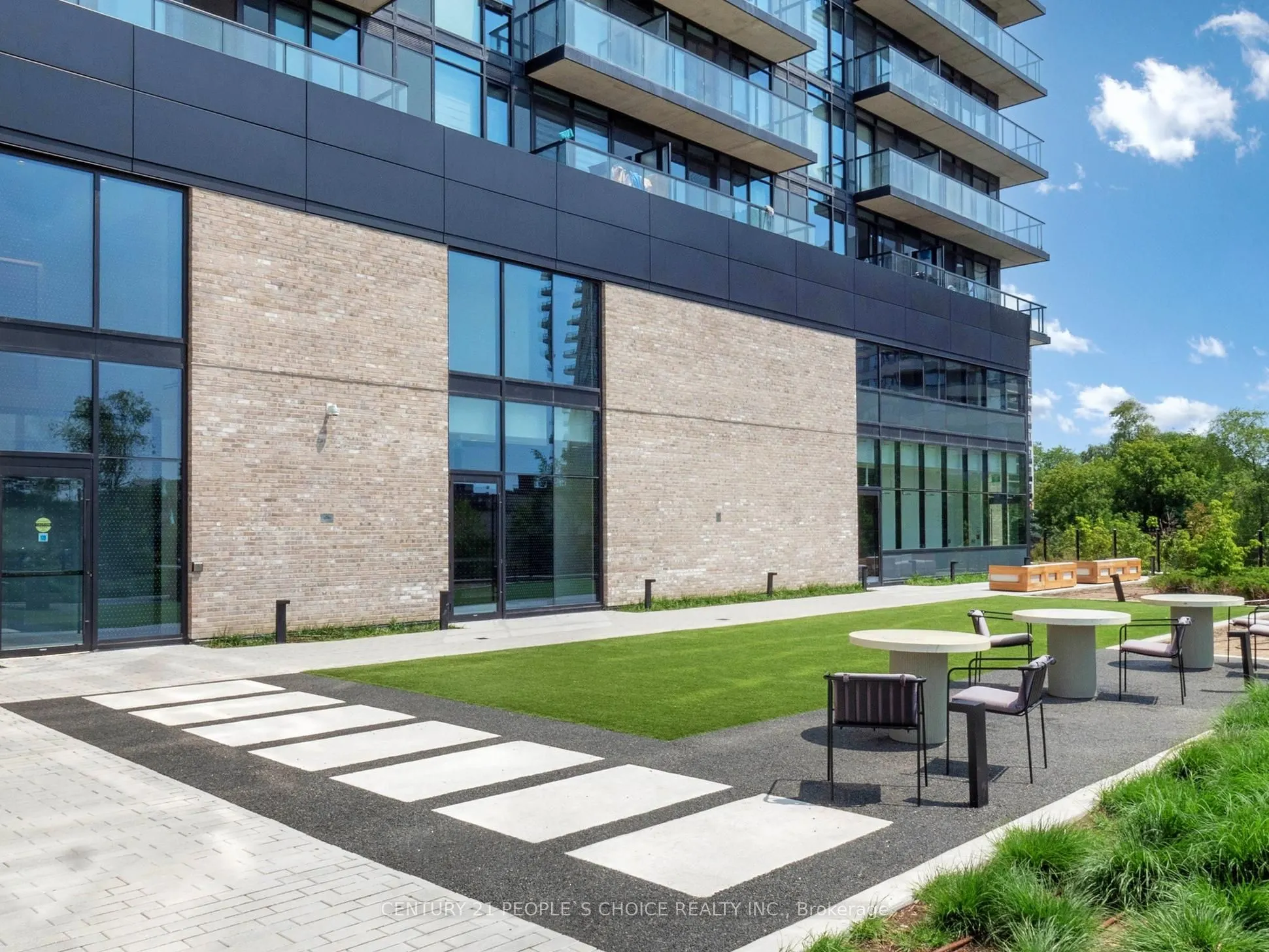 86 Dundas Street E, #1103
